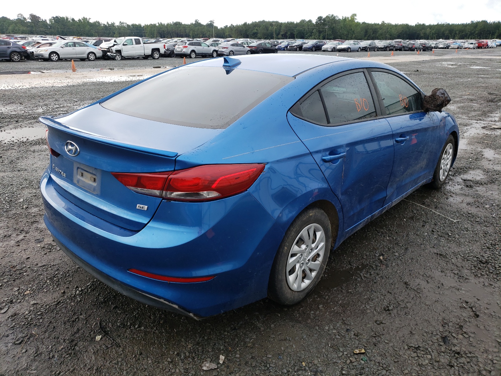Photo 4 from auction – 2017 HYUNDAI ELANTRA SE with VIN 5NPD74LF6HH208144