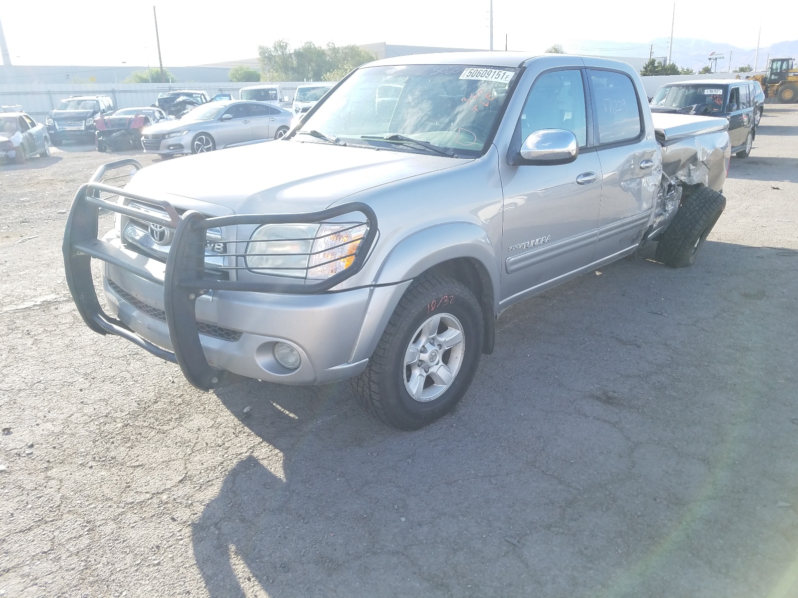 Photo 2 from auction – 2005 TOYOTA TUNDRA DOU with VIN 5TBDT44175S501726