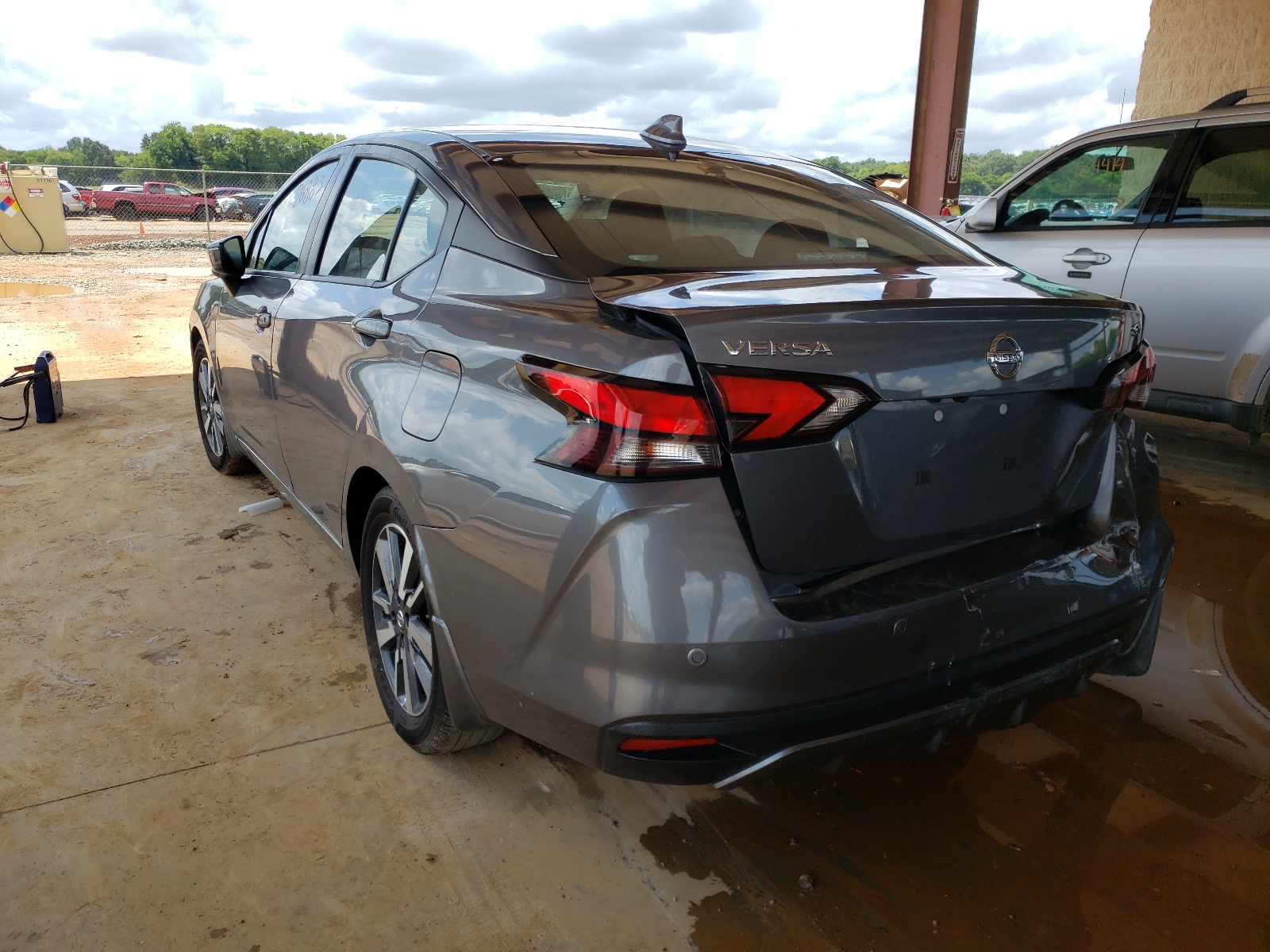 Photo 3 from auction – 2020 NISSAN VERSA SV with VIN 3N1CN8EV5LL813149