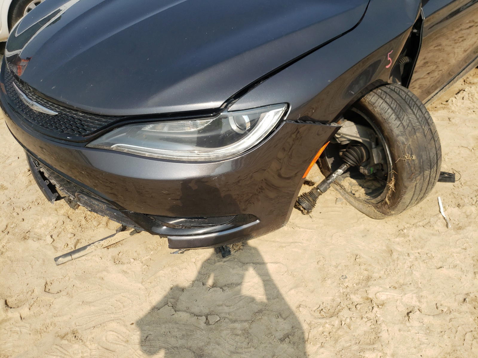 Photo 9 from auction – 2015 CHRYSLER 200 S with VIN 1C3CCCBB5FN746559