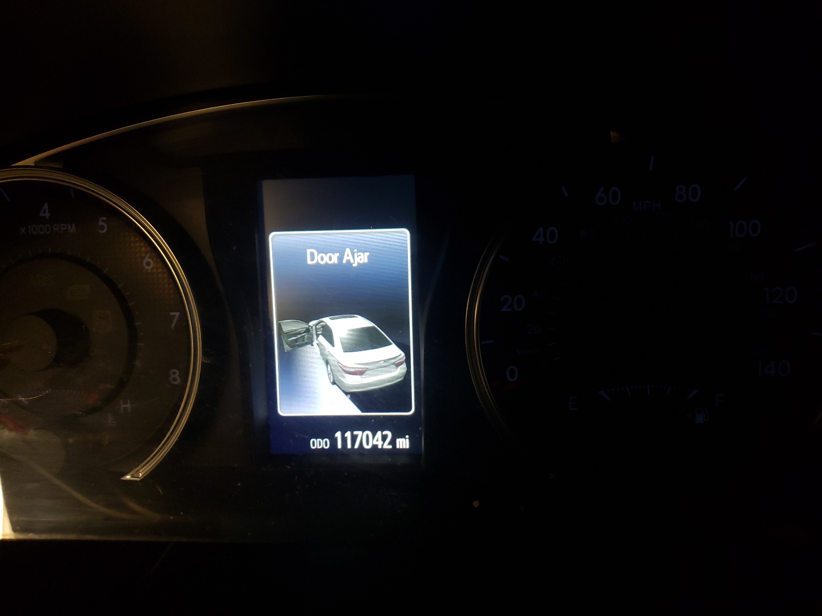 Photo 8 from auction – 2017 TOYOTA CAMRY LE with VIN 4T1BF1FKXHU376453