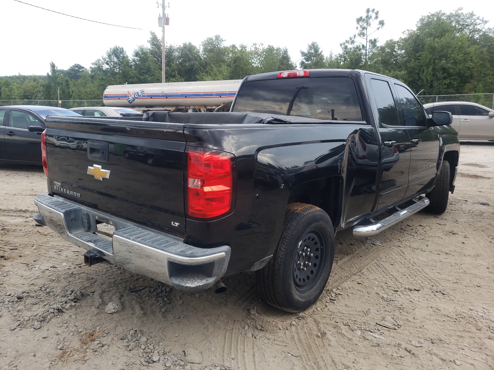Photo 4 from auction – 2015 CHEVROLET SILVERADO with VIN 1GCRCREC0FZ252762