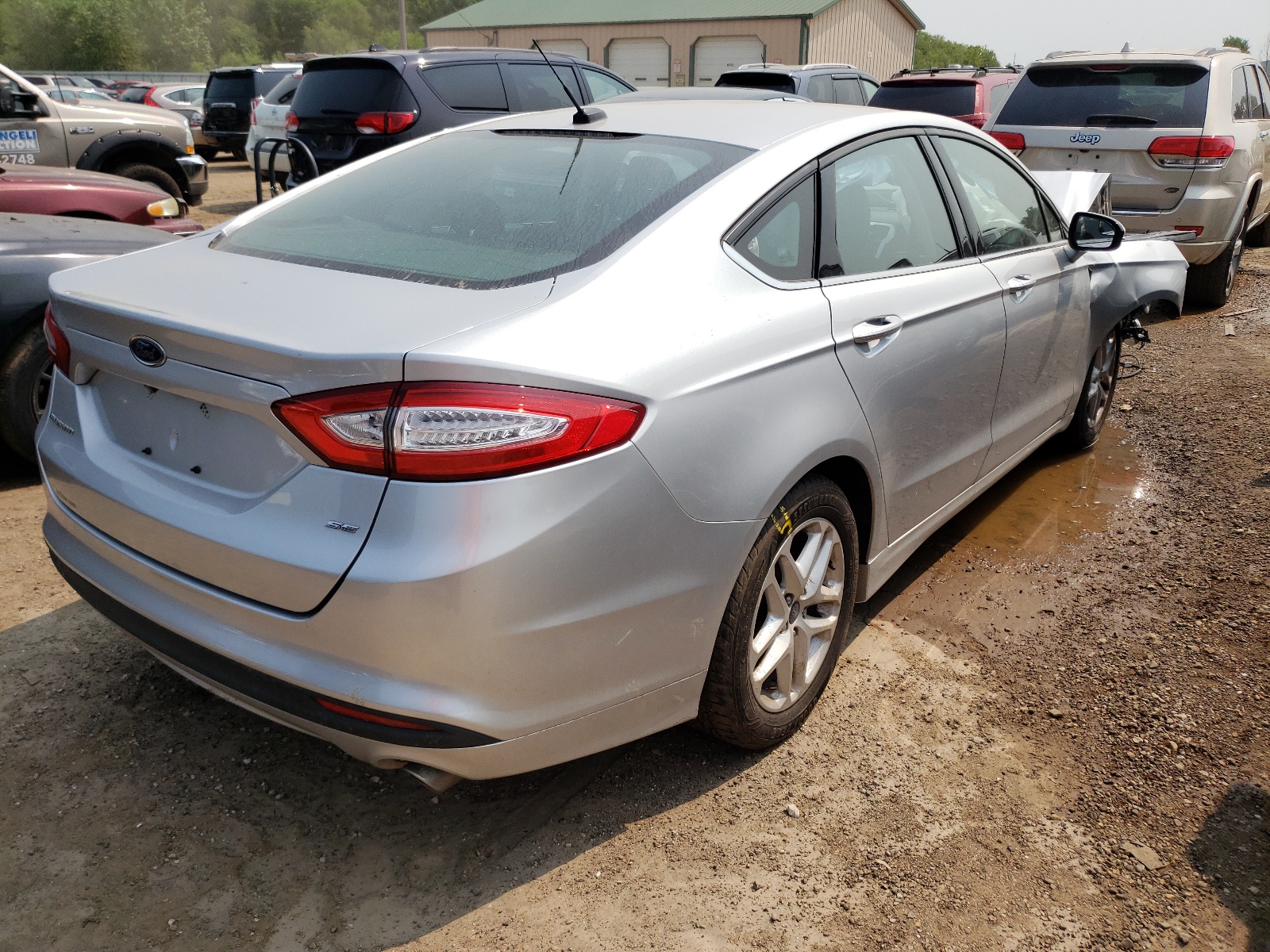 Photo 4 from auction – 2016 FORD FUSION SE with VIN 3FA6P0H75GR147812