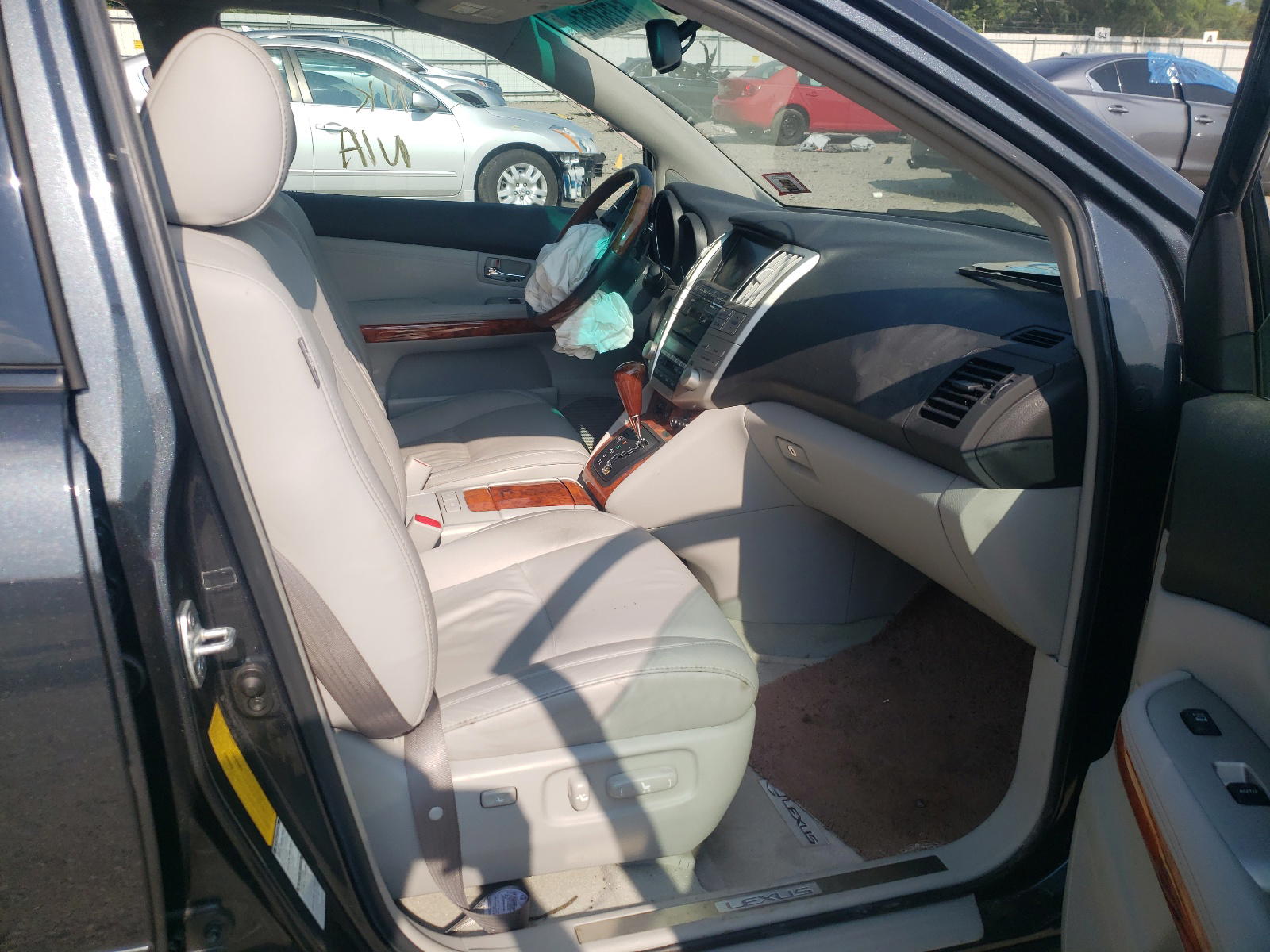 Photo 5 from auction – 2008 LEXUS RX 350 with VIN 2T2HK31U68C080188