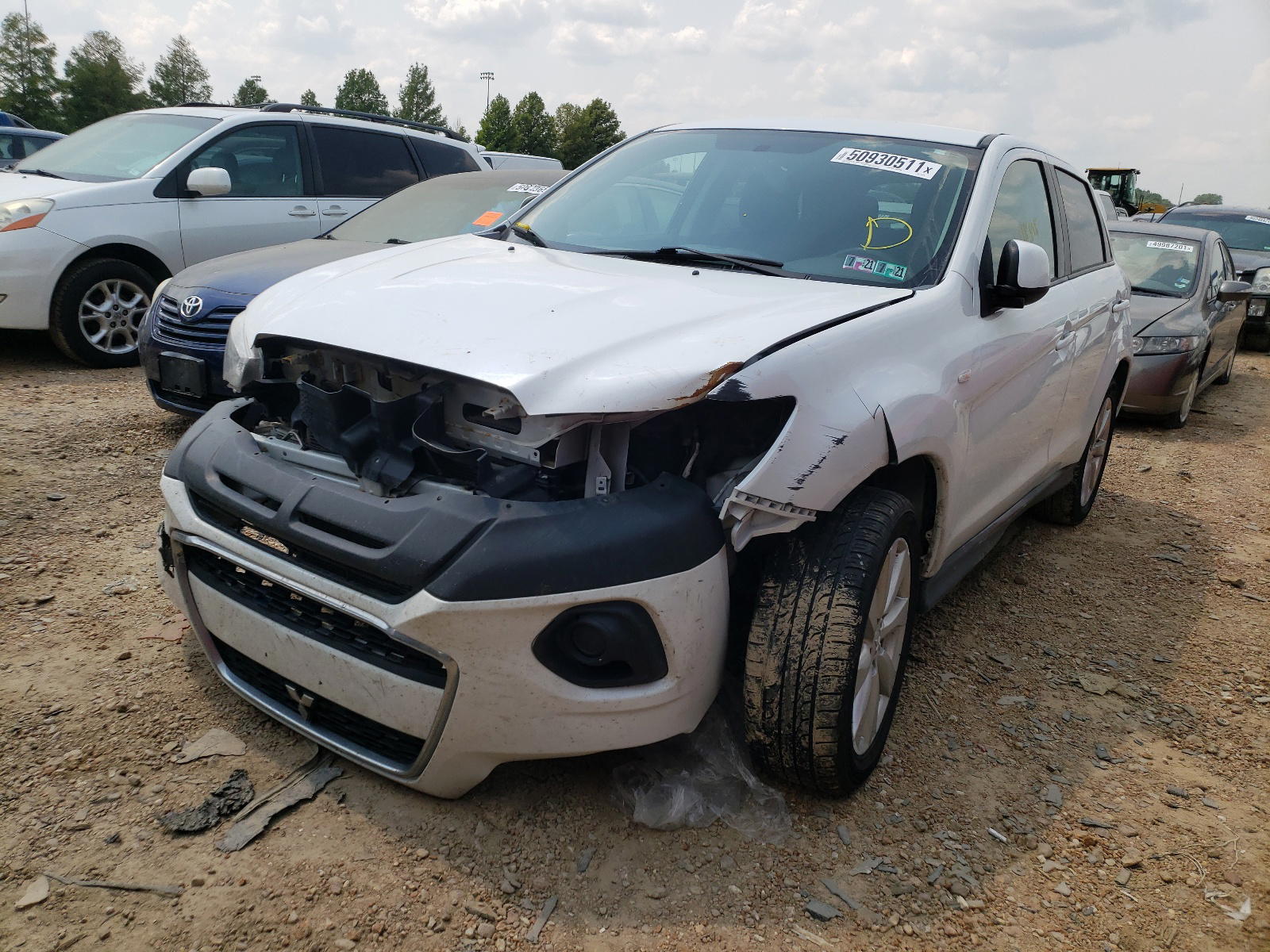 Photo 2 from auction – 2014 MITSUBISHI OUTLANDER with VIN 4A4AR3AU8EE016141