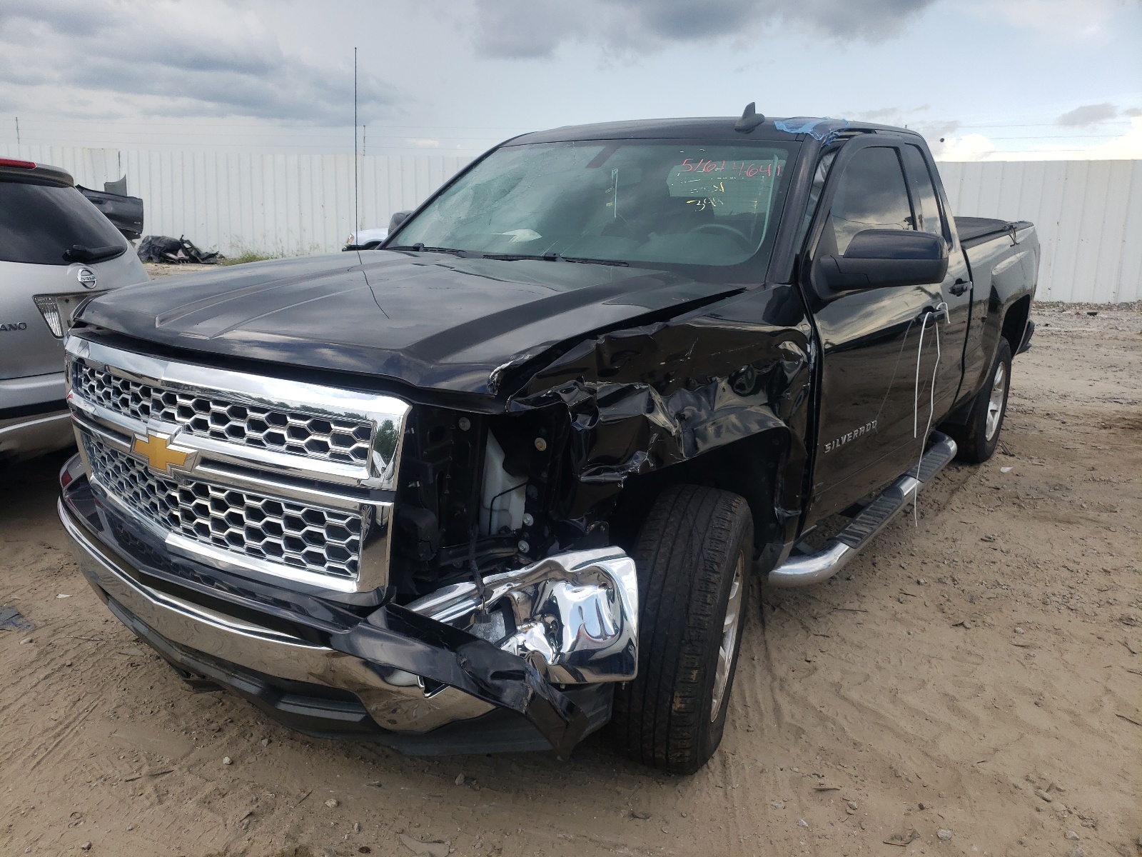 Photo 2 from auction – 2015 CHEVROLET SILVERADO with VIN 1GCRCREC0FZ252762