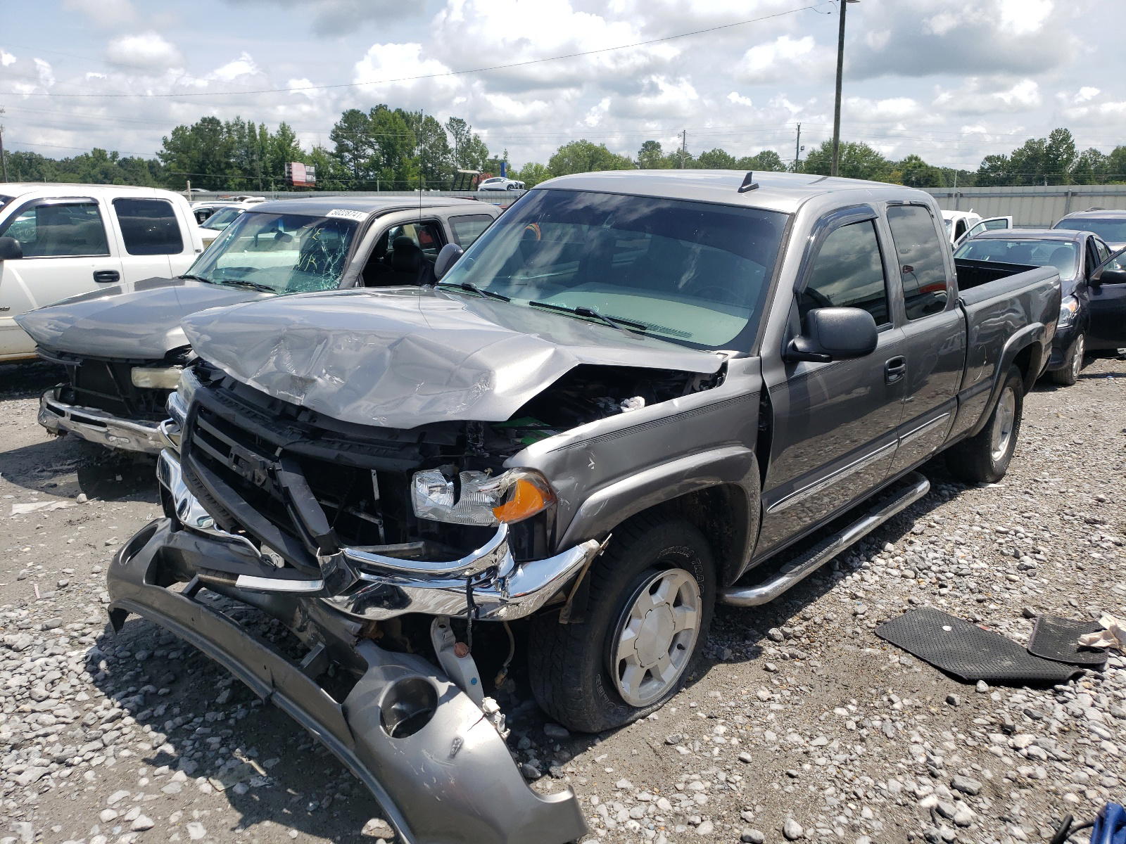 Photo 2 from auction – 2007 GMC NEW SIERRA with VIN 2GTEK19B071113584