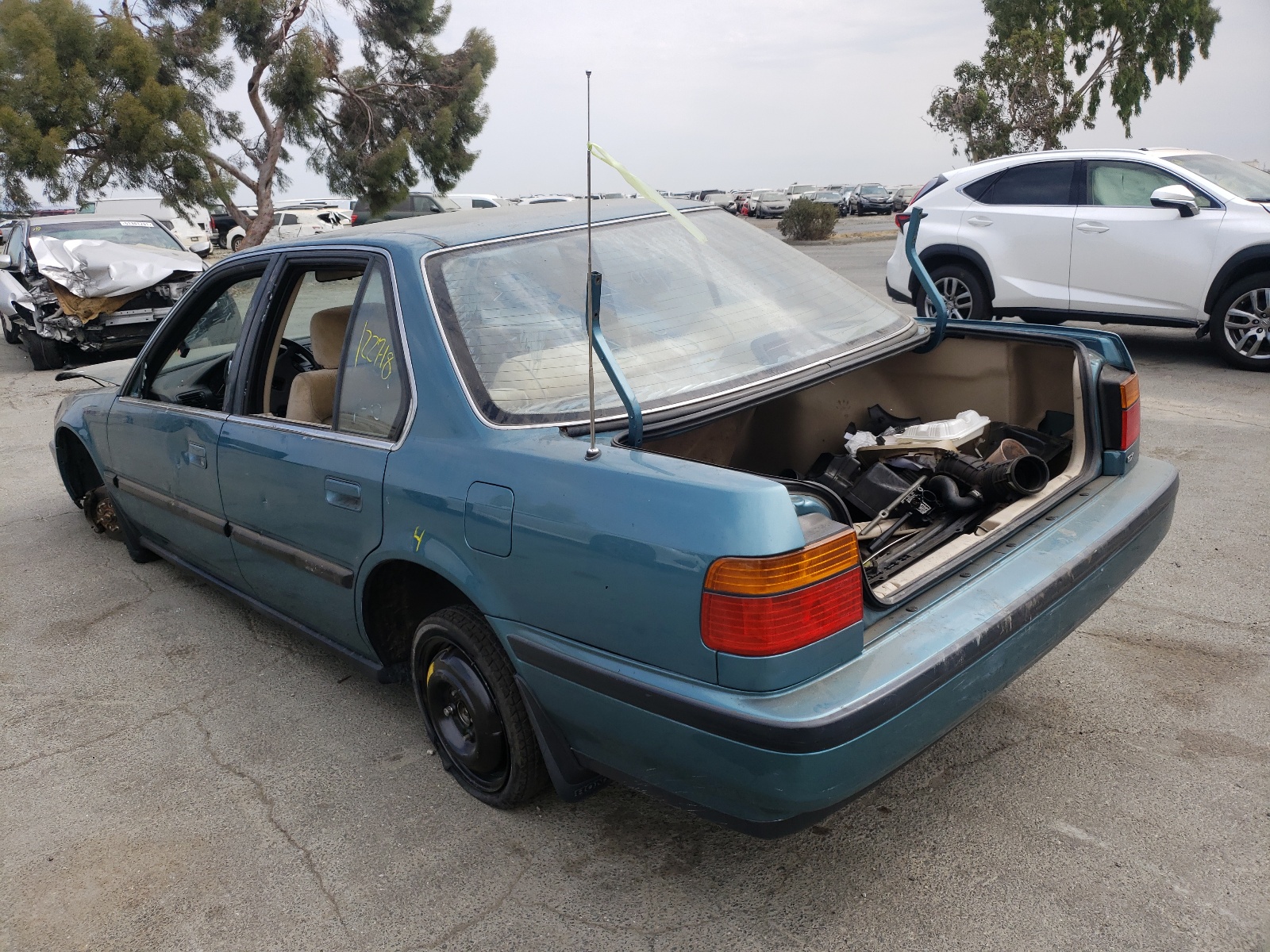 Photo 3 from auction – 1990 HONDA ACCORD EX with VIN JHMCB7663LC037265