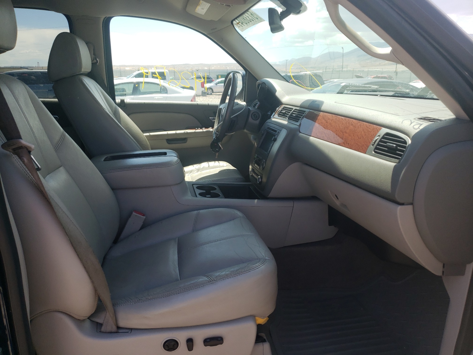 Photo 5 from auction – 2007 GMC NEW SIERRA with VIN 2GTEK13M571633323