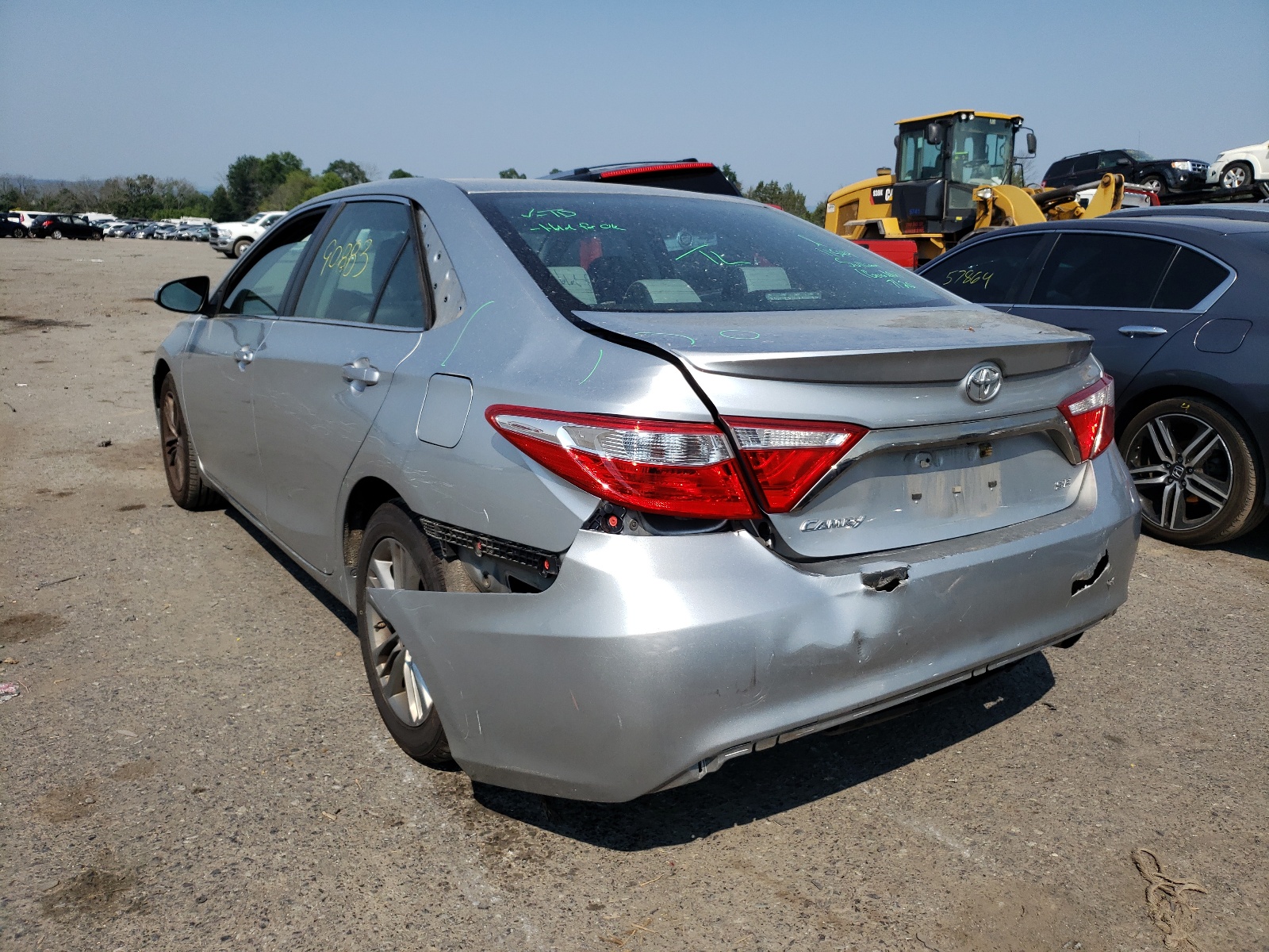 Photo 3 from auction – 2015 TOYOTA CAMRY LE with VIN 4T1BF1FK6FU477051