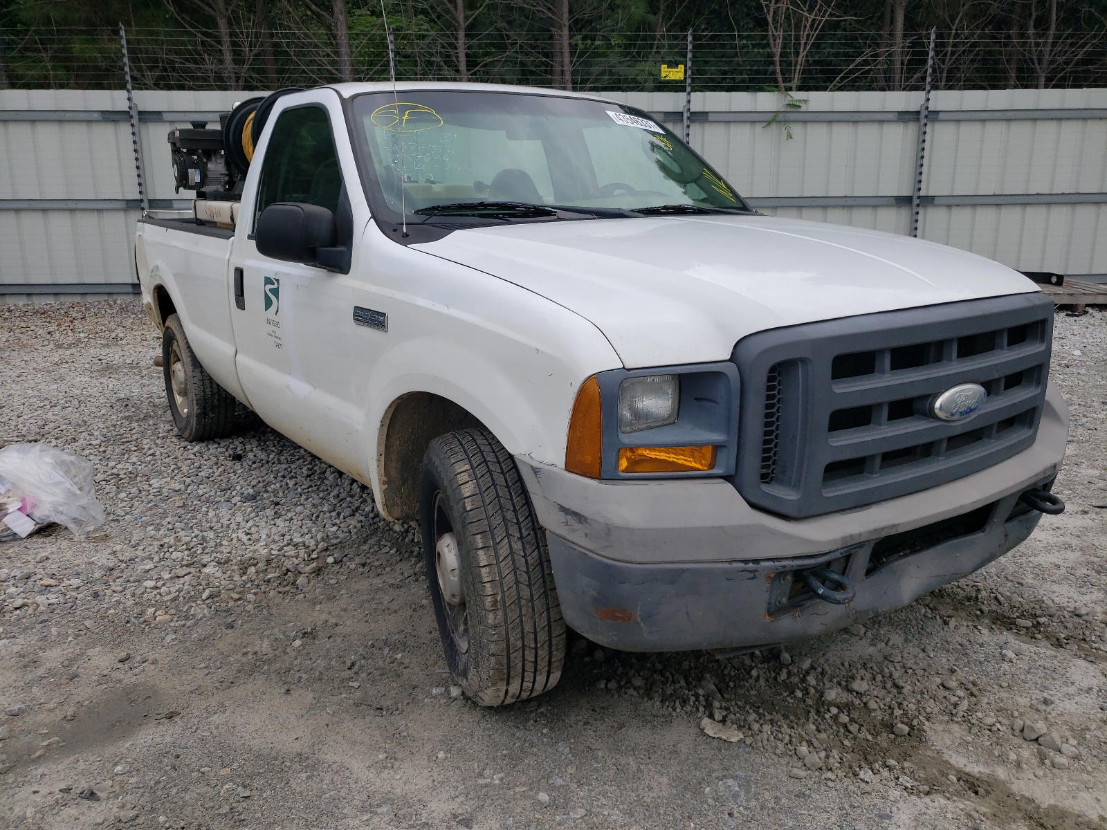 FORD F250 SUPER 2005 with VIN 1FTNF20535EA47674 - Photo from auction