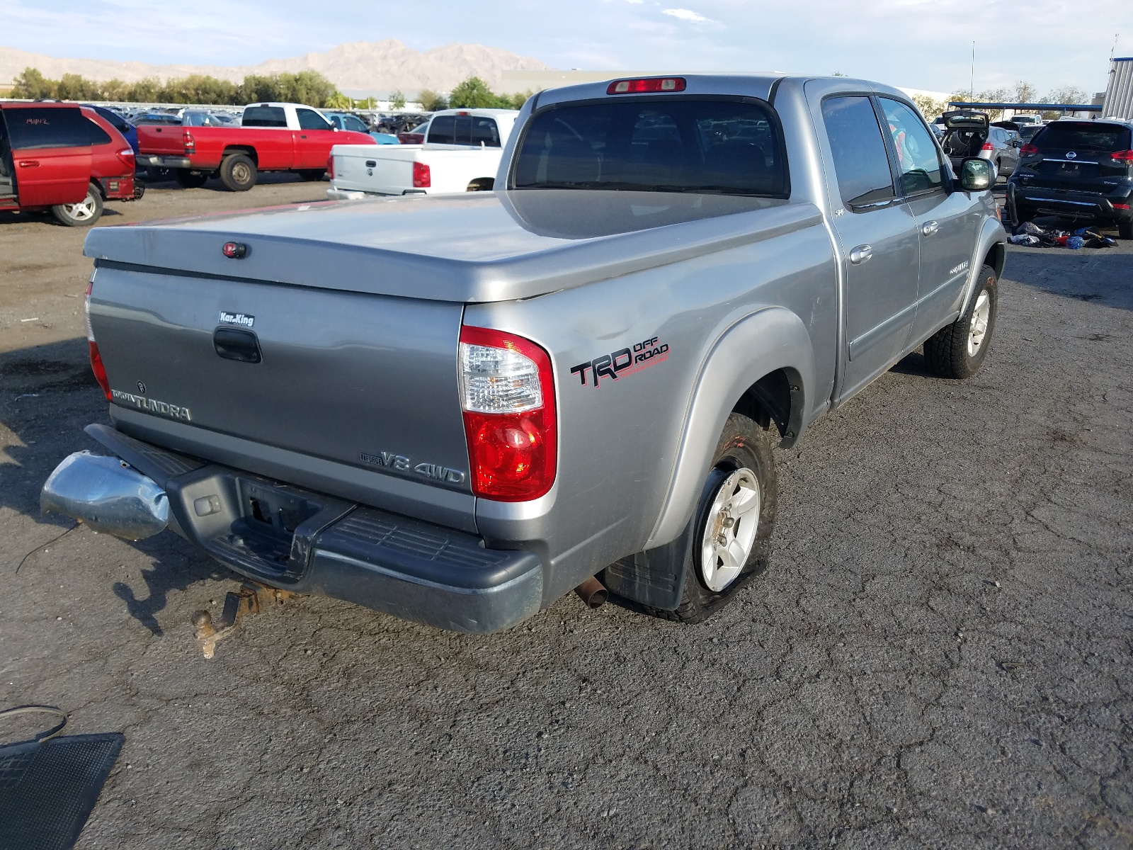 Photo 4 from auction – 2005 TOYOTA TUNDRA DOU with VIN 5TBDT44175S501726