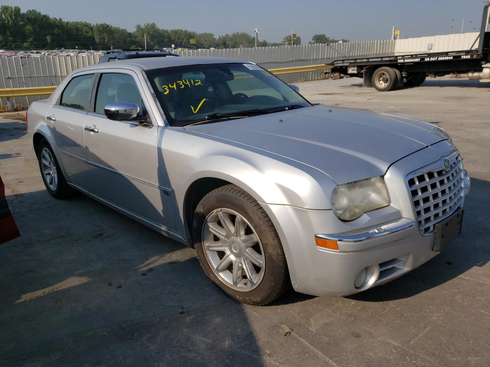 CHRYSLER 300C 2006 with VIN 2C3KA63H06H343412 - Photo from auction