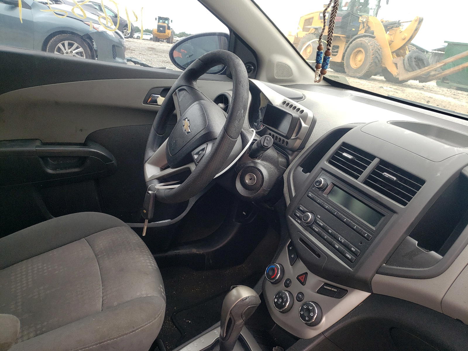Photo 9 from auction – 2013 CHEVROLET SONIC LS with VIN 1G1JA6SH2D4104410