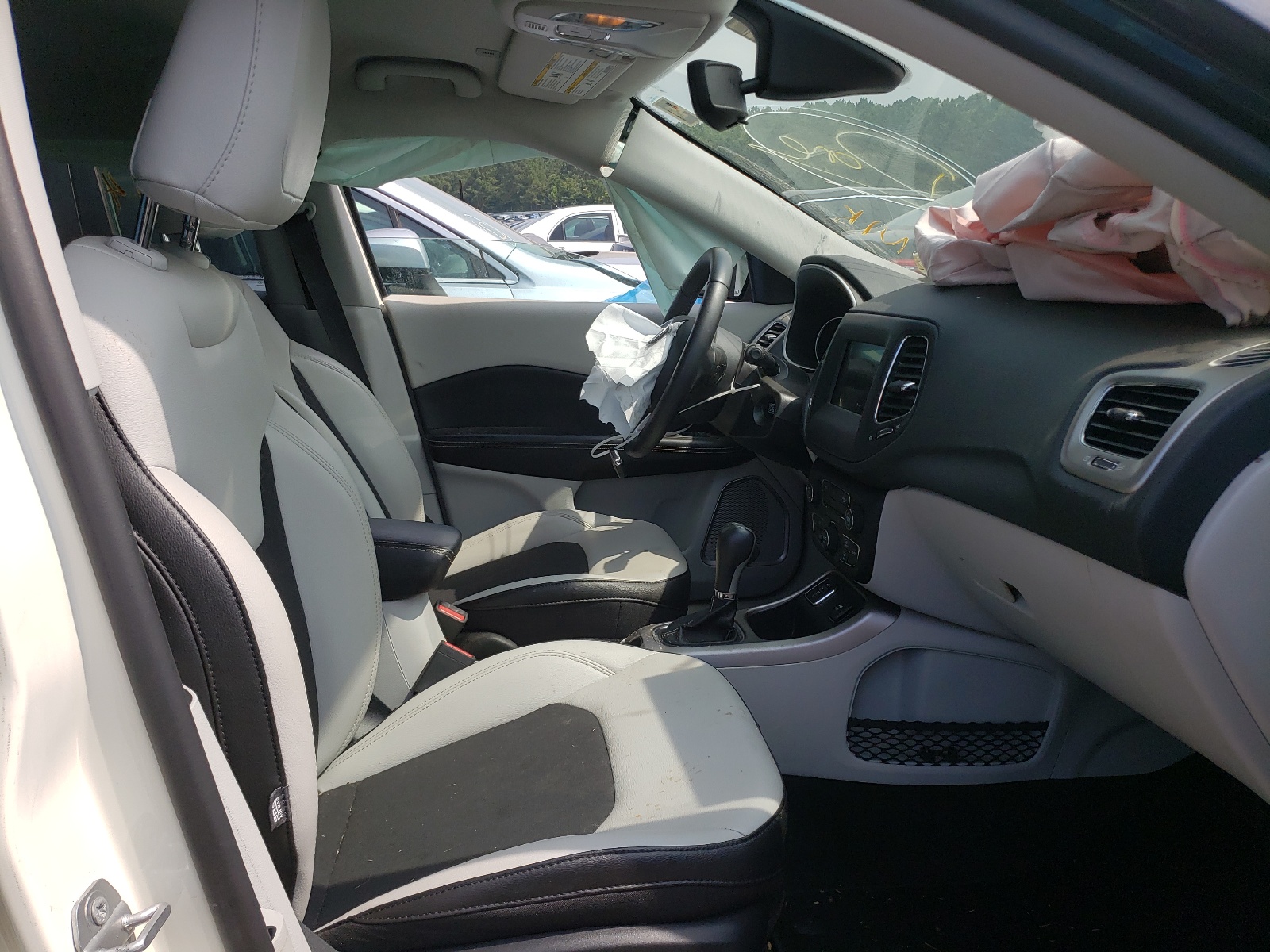 صورة رقم 5 من المزاد - 2019 JEEP COMPASS LA مع VIN 3C4NJCBB7KT677037