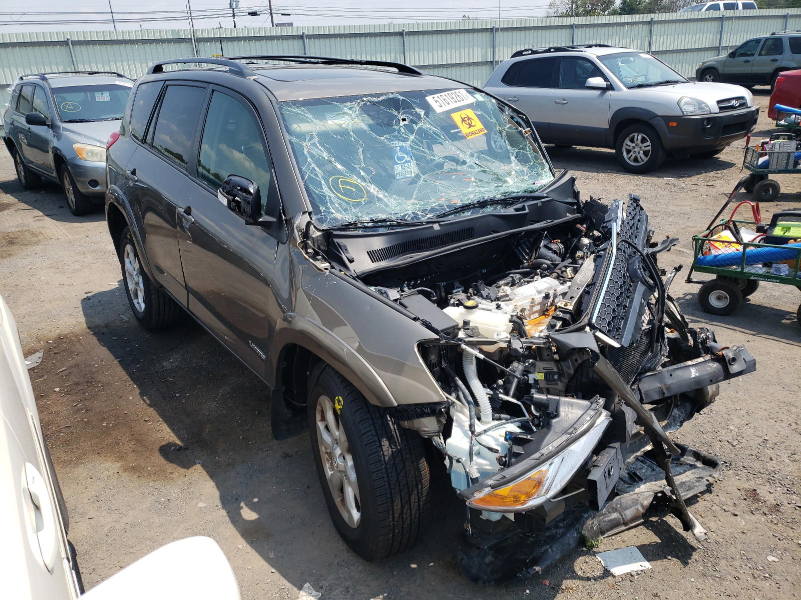 TOYOTA RAV4 LIMIT 2011 with VIN 2T3DF4DV2BW103075 - Photo from auction