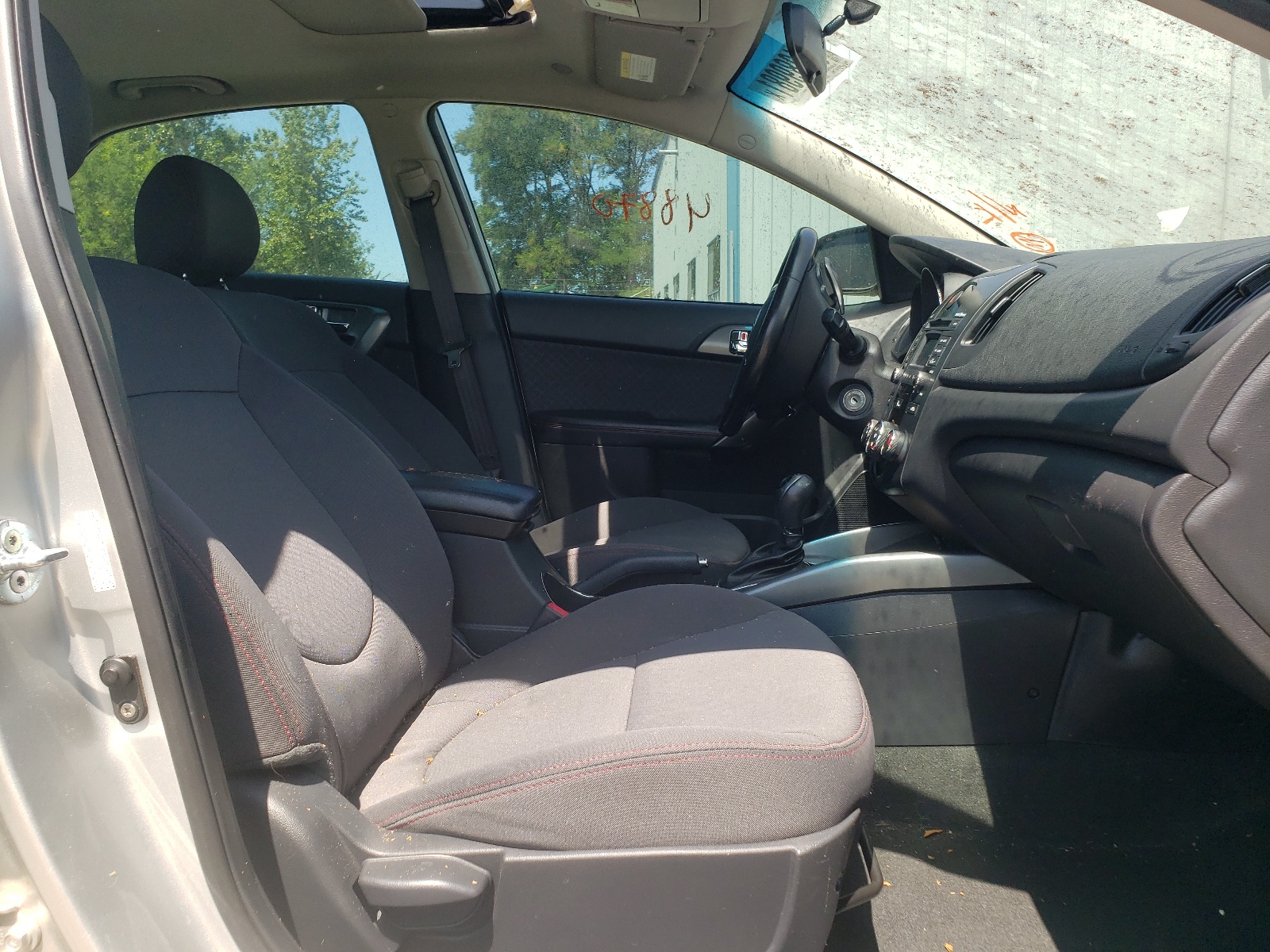 Photo 5 from auction – 2013 KIA FORTE SX with VIN KNAFW4A39D5665090