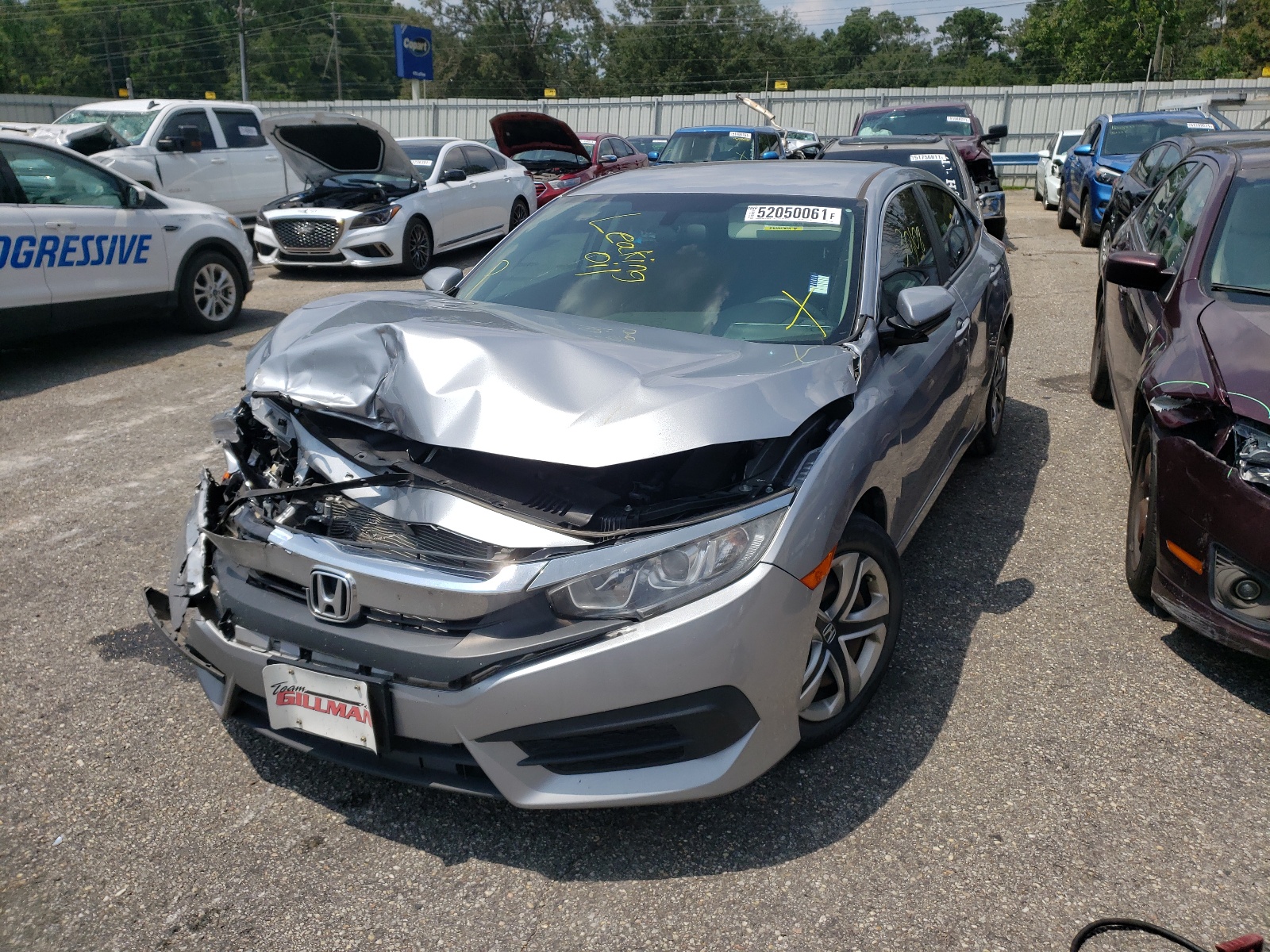 Photo 2 from auction – 2017 HONDA CIVIC LX with VIN 19XFC2F58HE016949