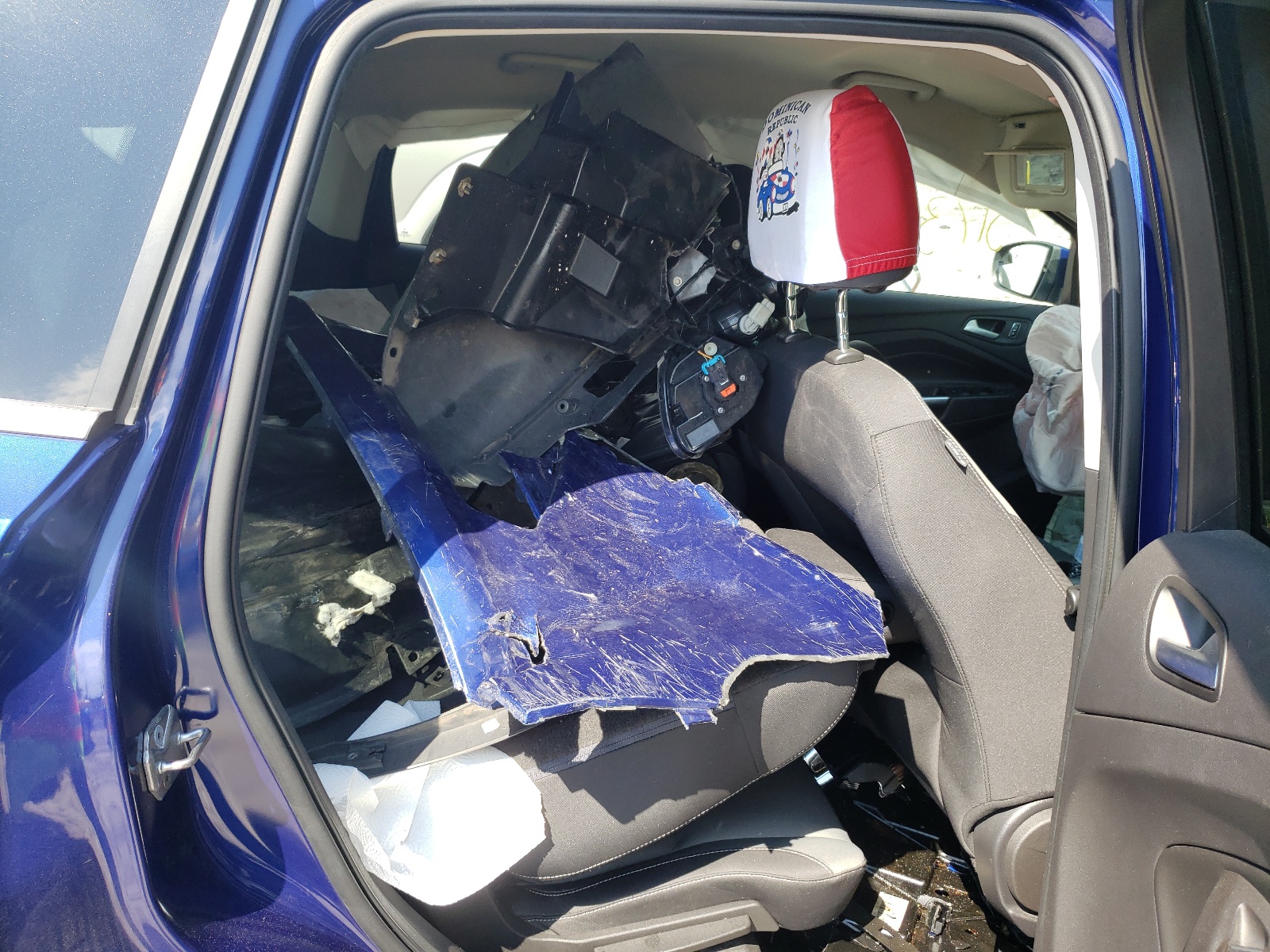 Photo 6 from auction – 2016 FORD ESCAPE SE with VIN 1FMCU9G91GUB50031
