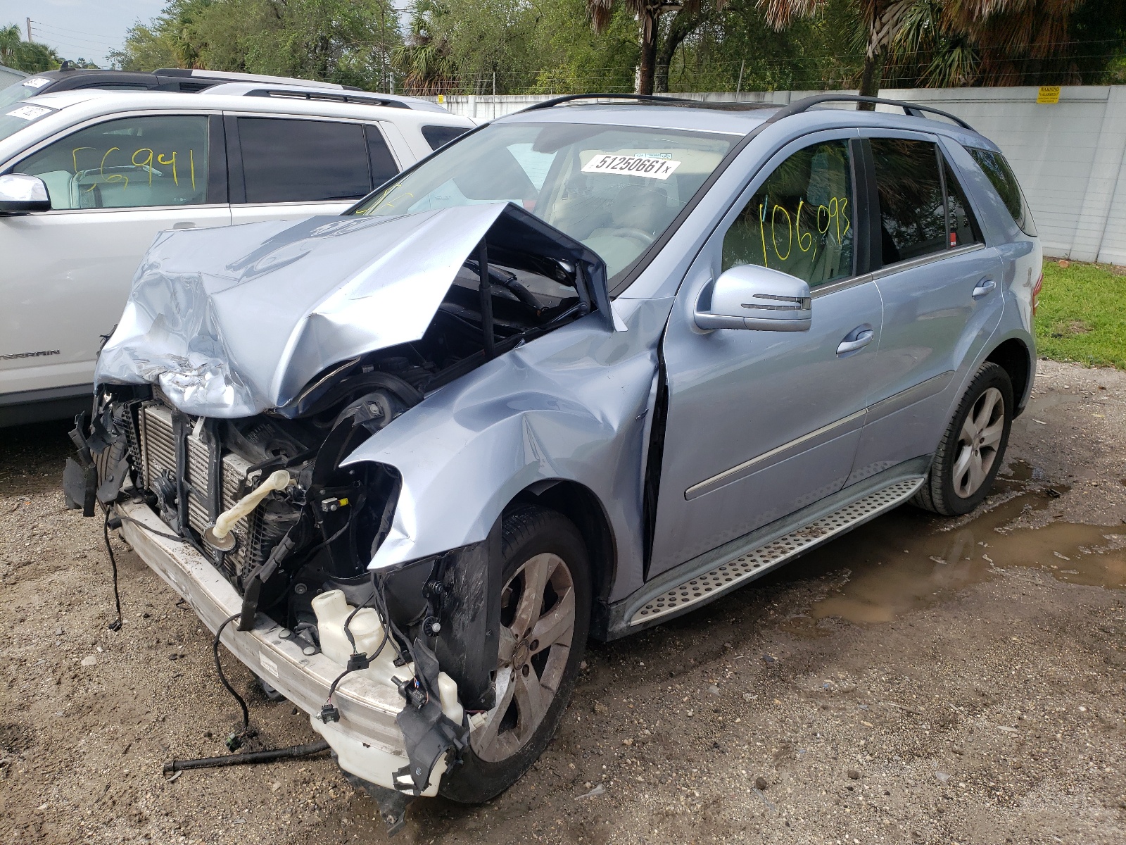 Photo 2 from auction – 2011 MERCEDES-BENZ ML 350 BLU with VIN 4JGBB2FB2BA705513