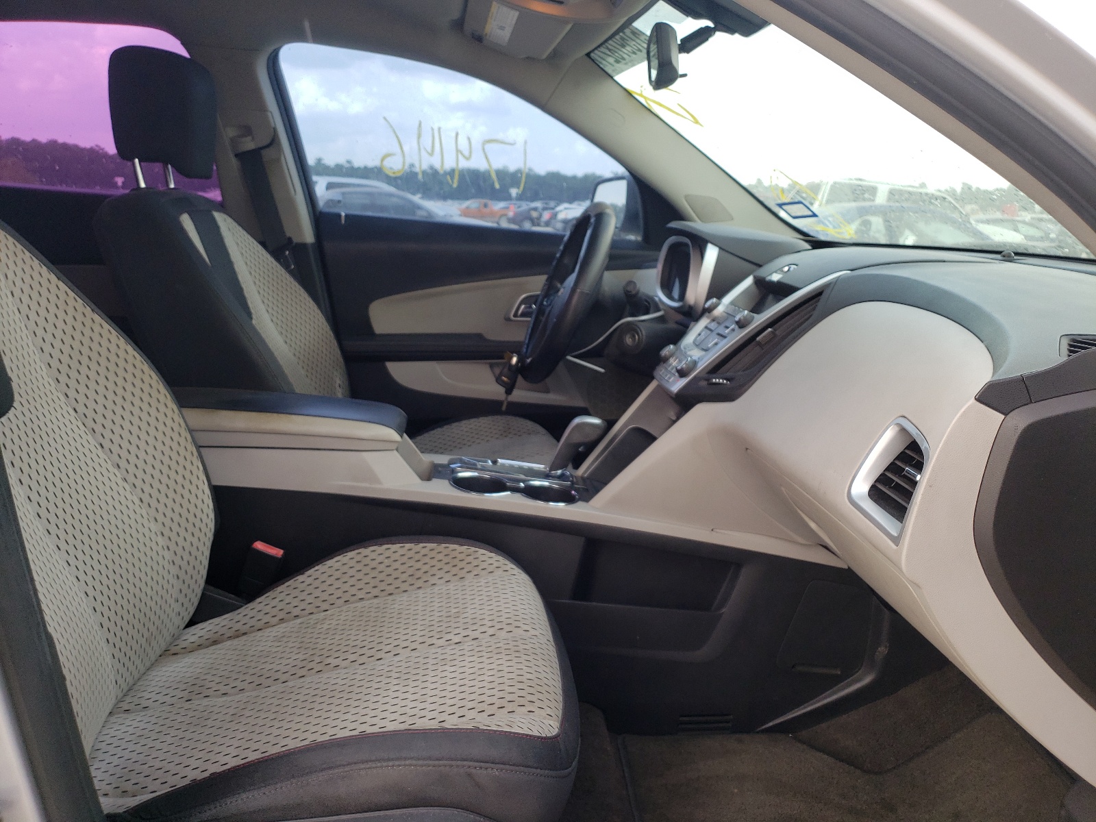 Photo 5 from auction – 2010 CHEVROLET EQUINOX LS with VIN 2CNALBEW5A6351897