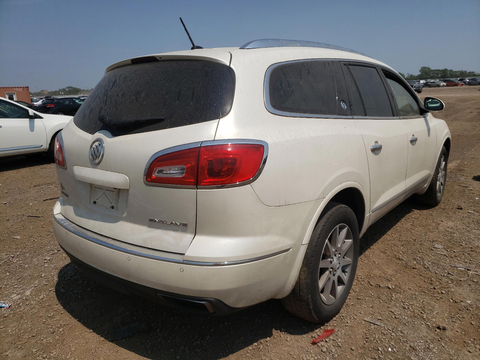 Photo 4 from auction – 2015 BUICK ENCLAVE with VIN 5GAKRBKDXFJ165455