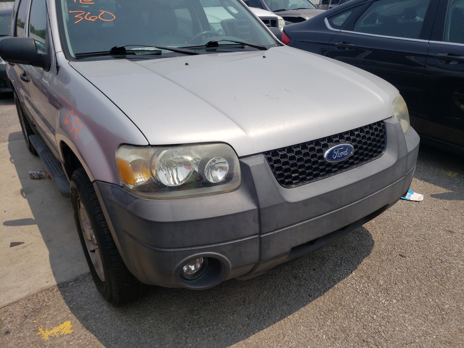 Photo 9 from auction – 2005 FORD ESCAPE XLT with VIN 1FMCU93165KC80203