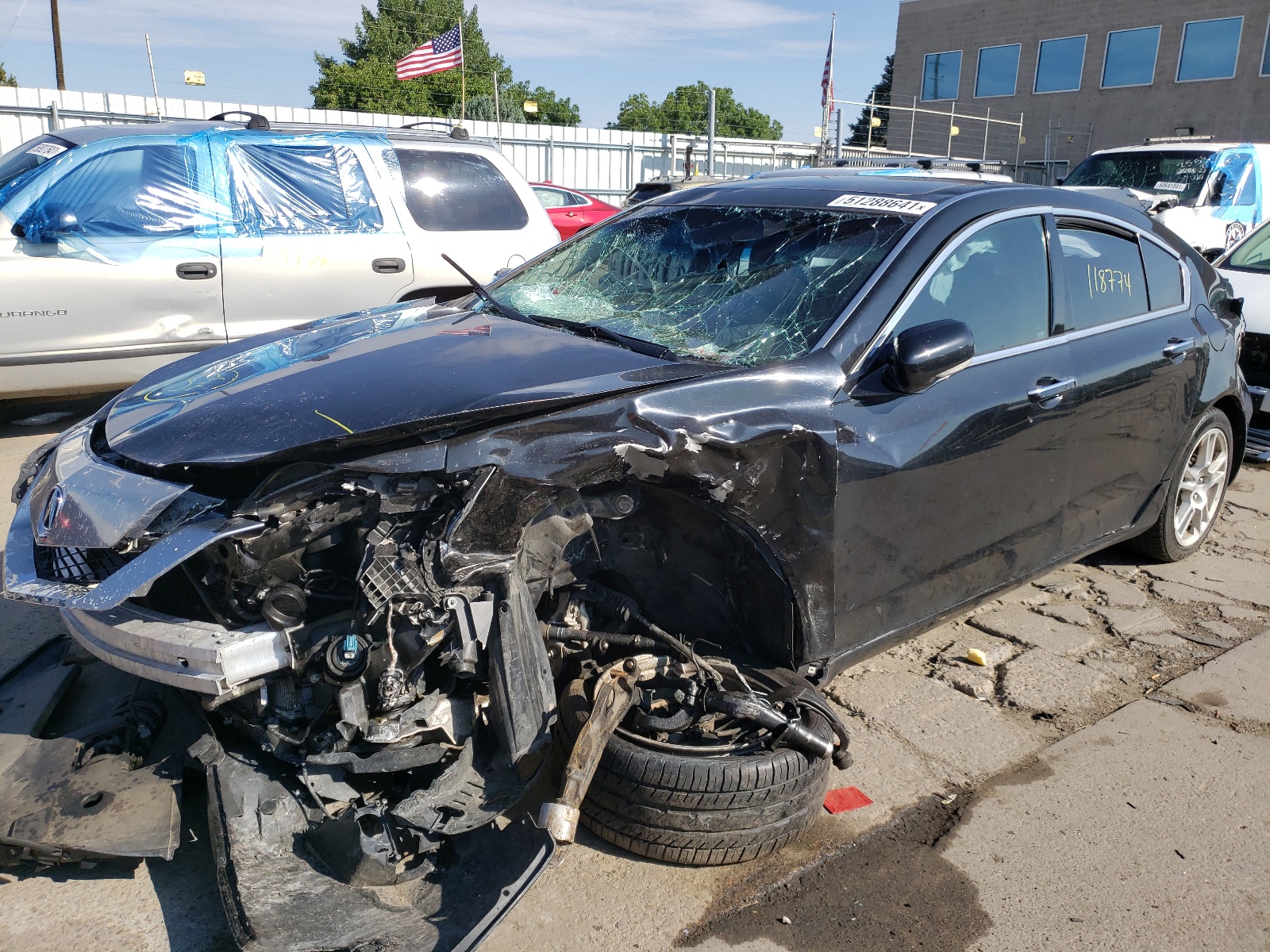 Photo 2 from auction – 2010 ACURA TL with VIN 19UUA8F57AA019836
