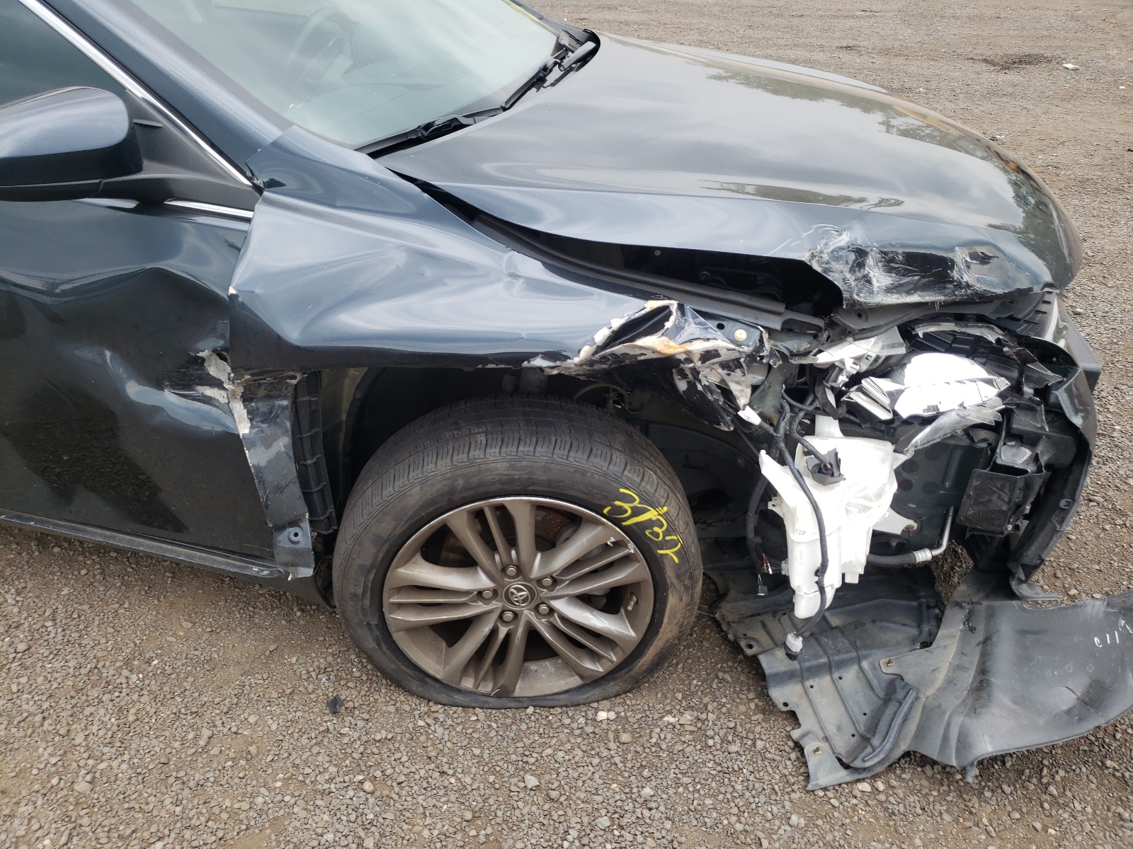 Photo 9 from auction – 2015 TOYOTA CAMRY LE with VIN 4T1BF1FK4FU065548