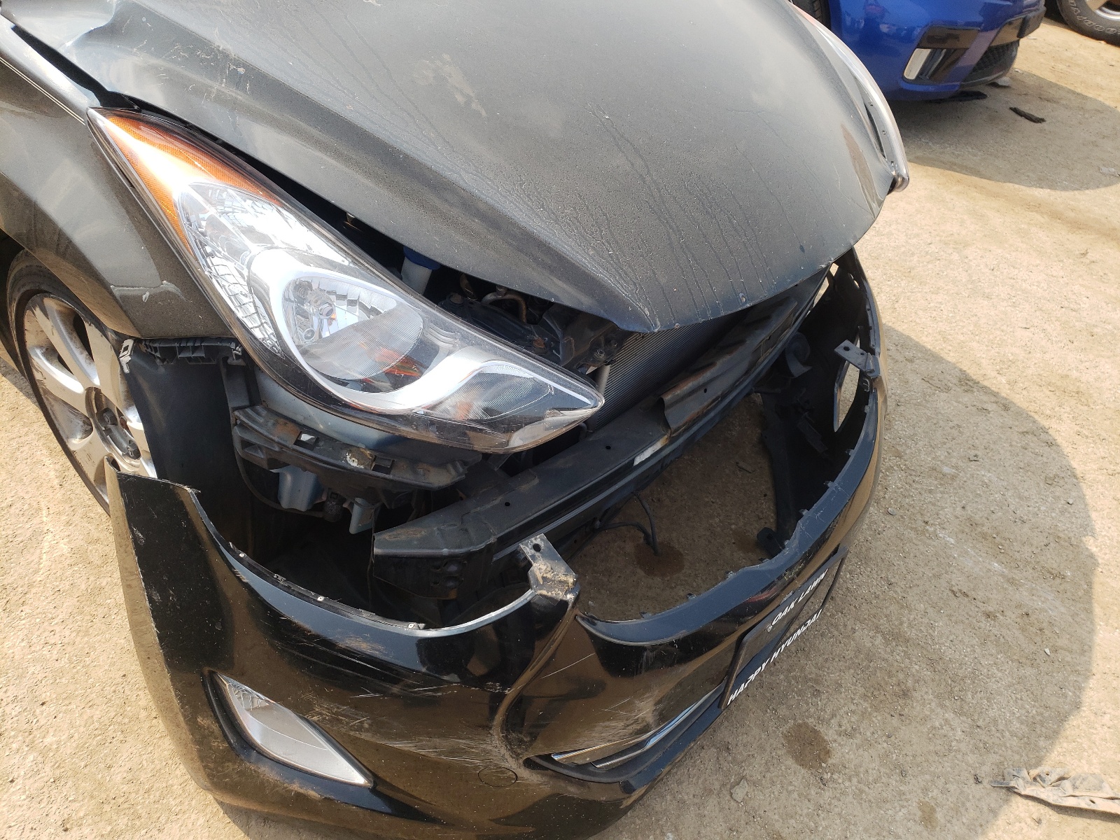 Photo 9 from auction – 2013 HYUNDAI ELANTRA GL with VIN 5NPDH4AE2DH278788
