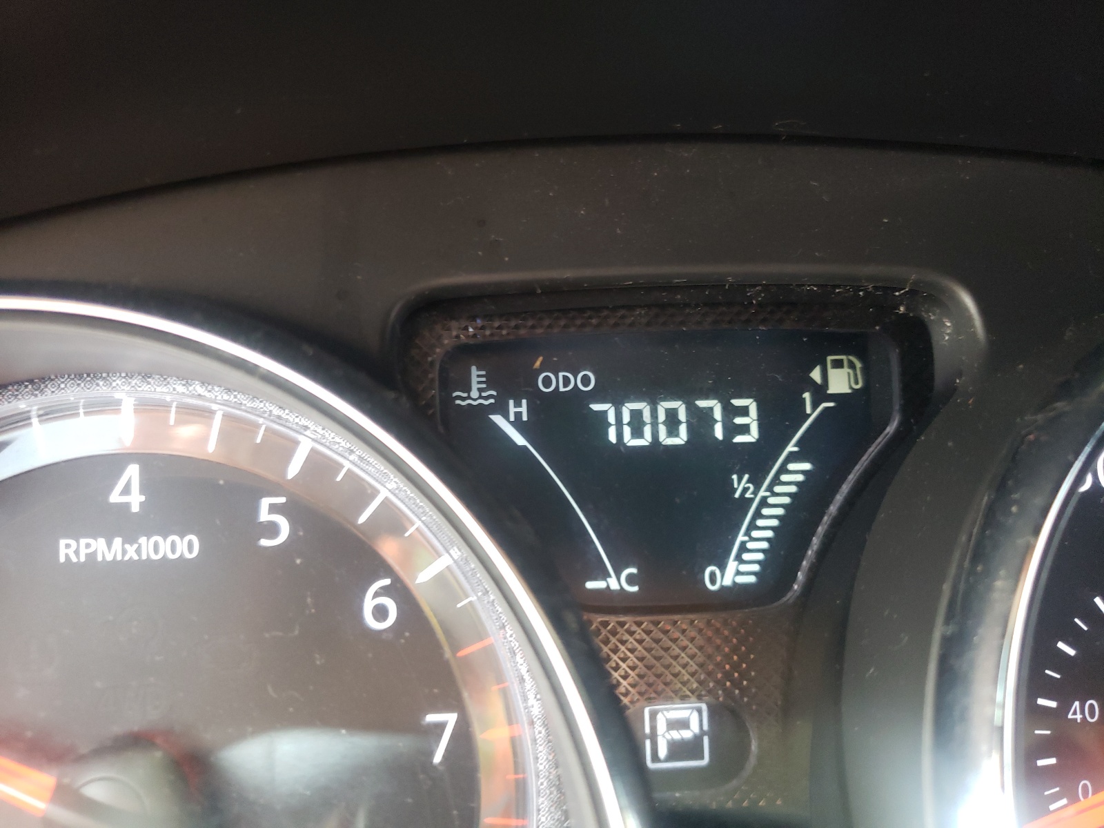 Photo 8 from auction – 2018 NISSAN VERSA S with VIN 3N1CN7AP7JL833742