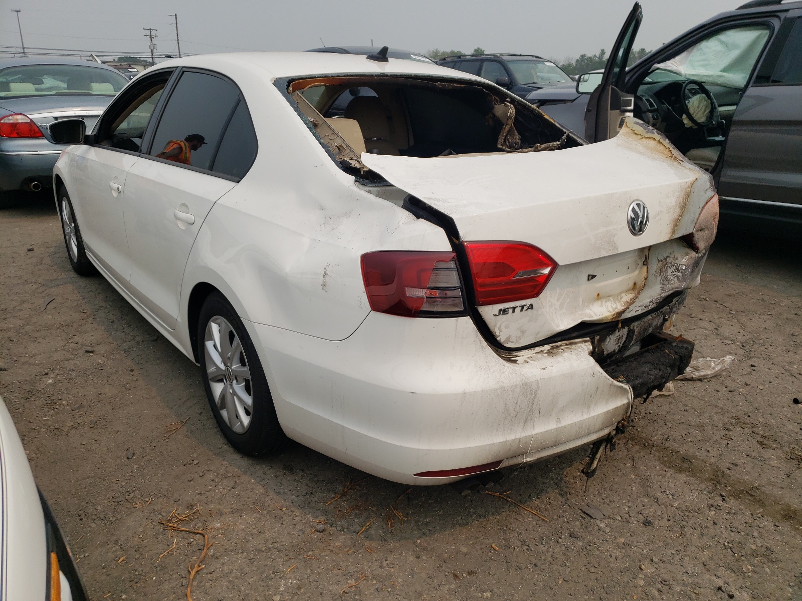 Photo 3 from auction – 2012 VOLKSWAGEN JETTA SE with VIN 3VWDP7AJ0CM404623
