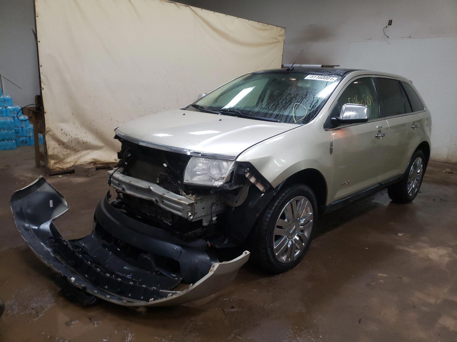 Photo 2 from auction – 2010 LINCOLN MKX with VIN 2LMDJ8JC3ABJ09302