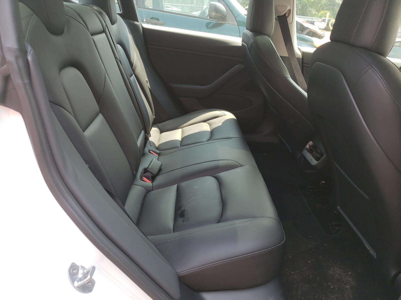 Photo 6 from auction – 2020 TESLA MODEL 3 with VIN 5YJ3E1EB2LF786971
