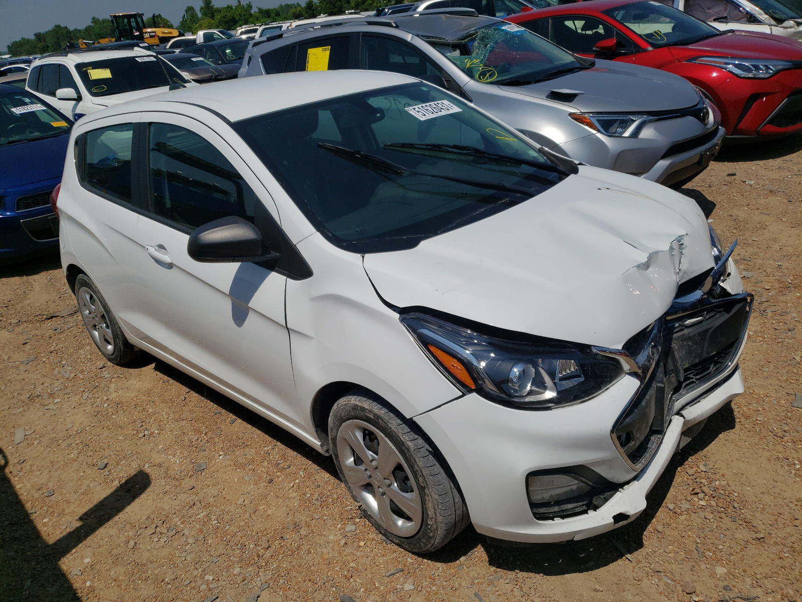 CHEVROLET SPARK LS 2019 with VIN KL8CB6SA1KC746709 - Photo from auction