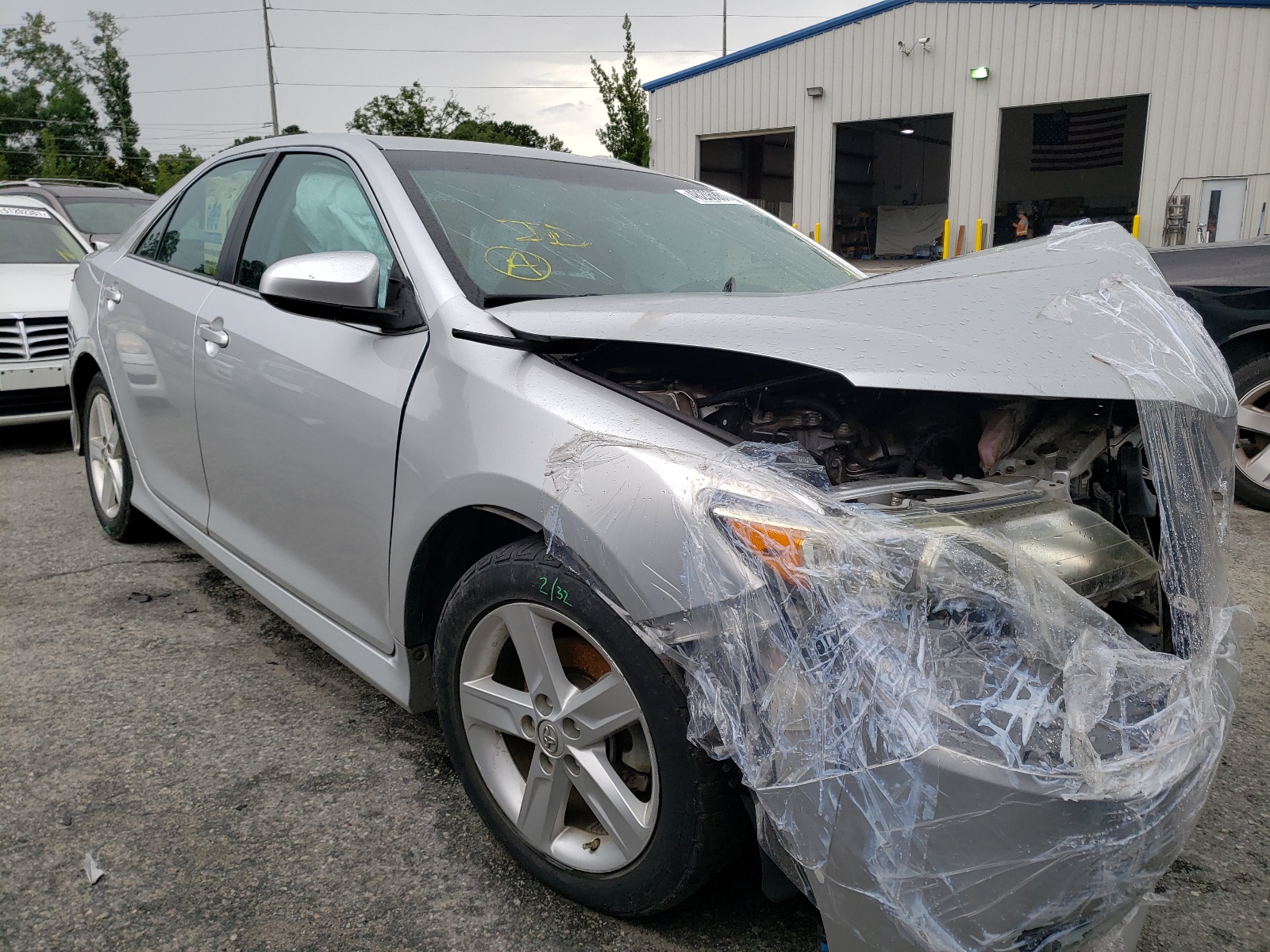 Photo 1 from auction – 2014 TOYOTA CAMRY L with VIN 4T1BF1FK4EU340026