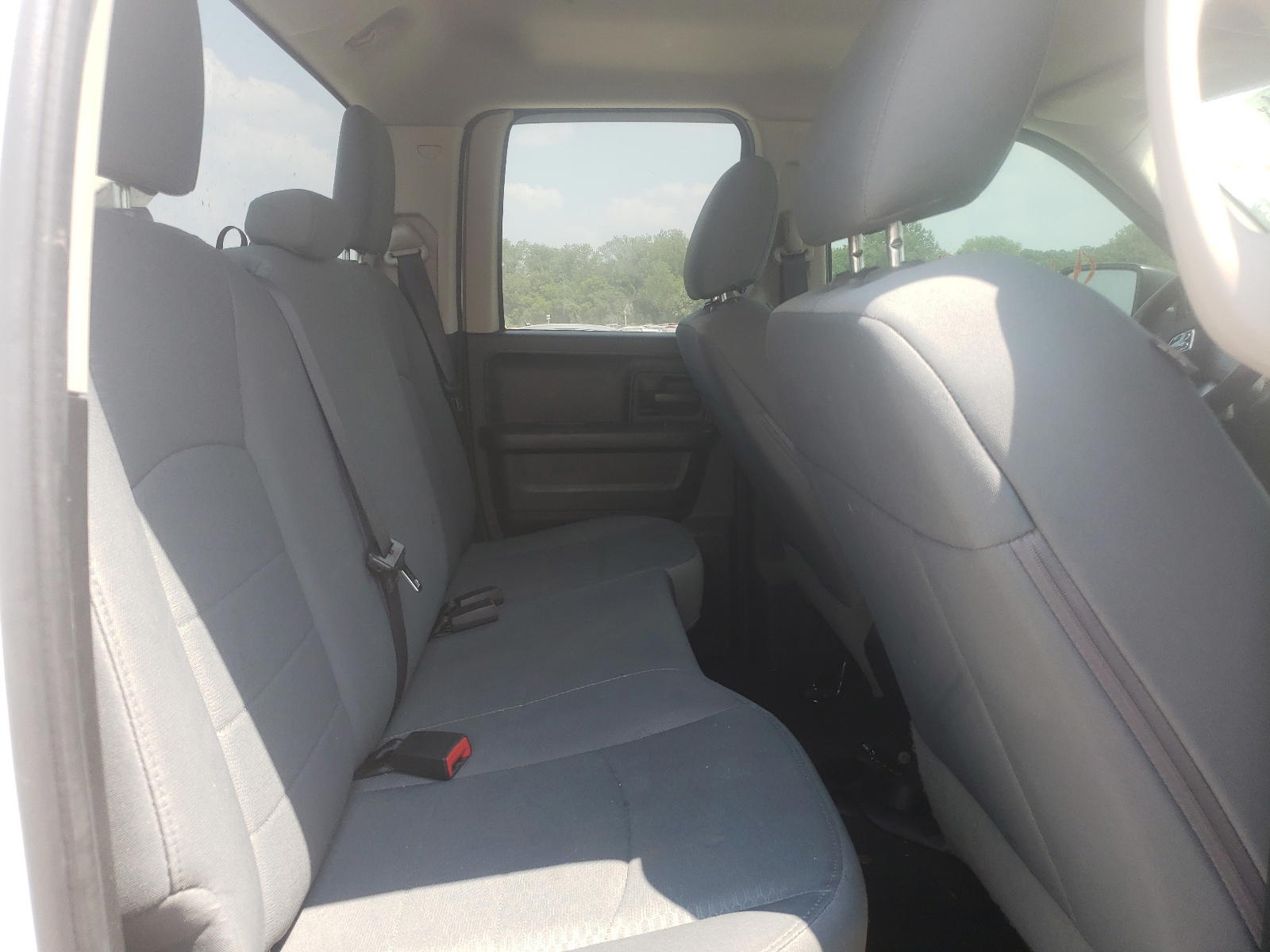 Photo 6 from auction – 2016 RAM 1500 ST with VIN 1C6RR7FG7GS418264