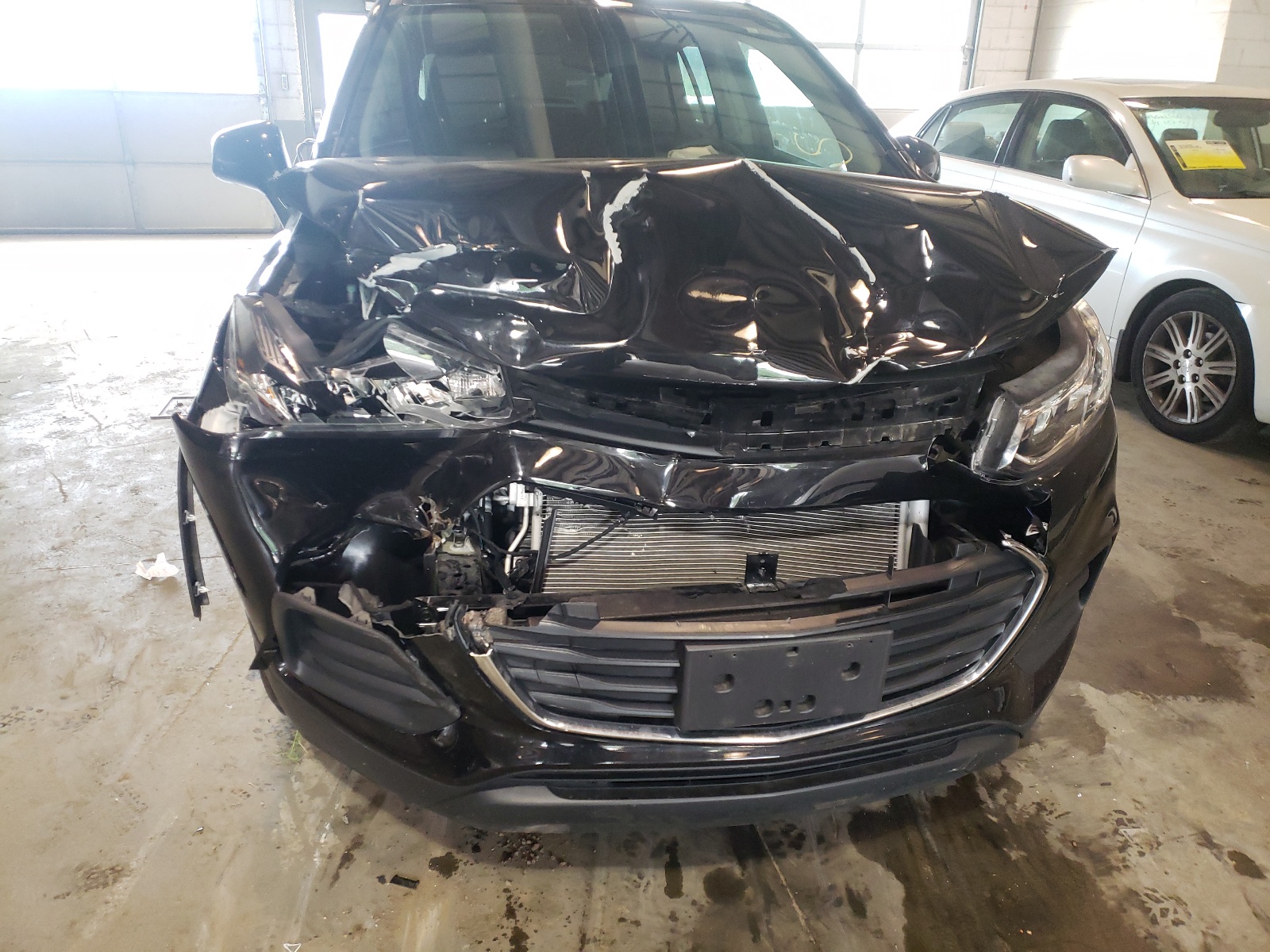 Photo 9 from auction – 2020 CHEVROLET TRAX LS with VIN KL7CJKSB9LB322470