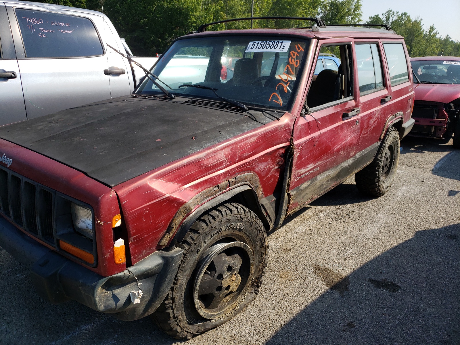 Photo 9 from auction – 1998 JEEP CHEROKEE S with VIN 1J4FJ28P4WL115304