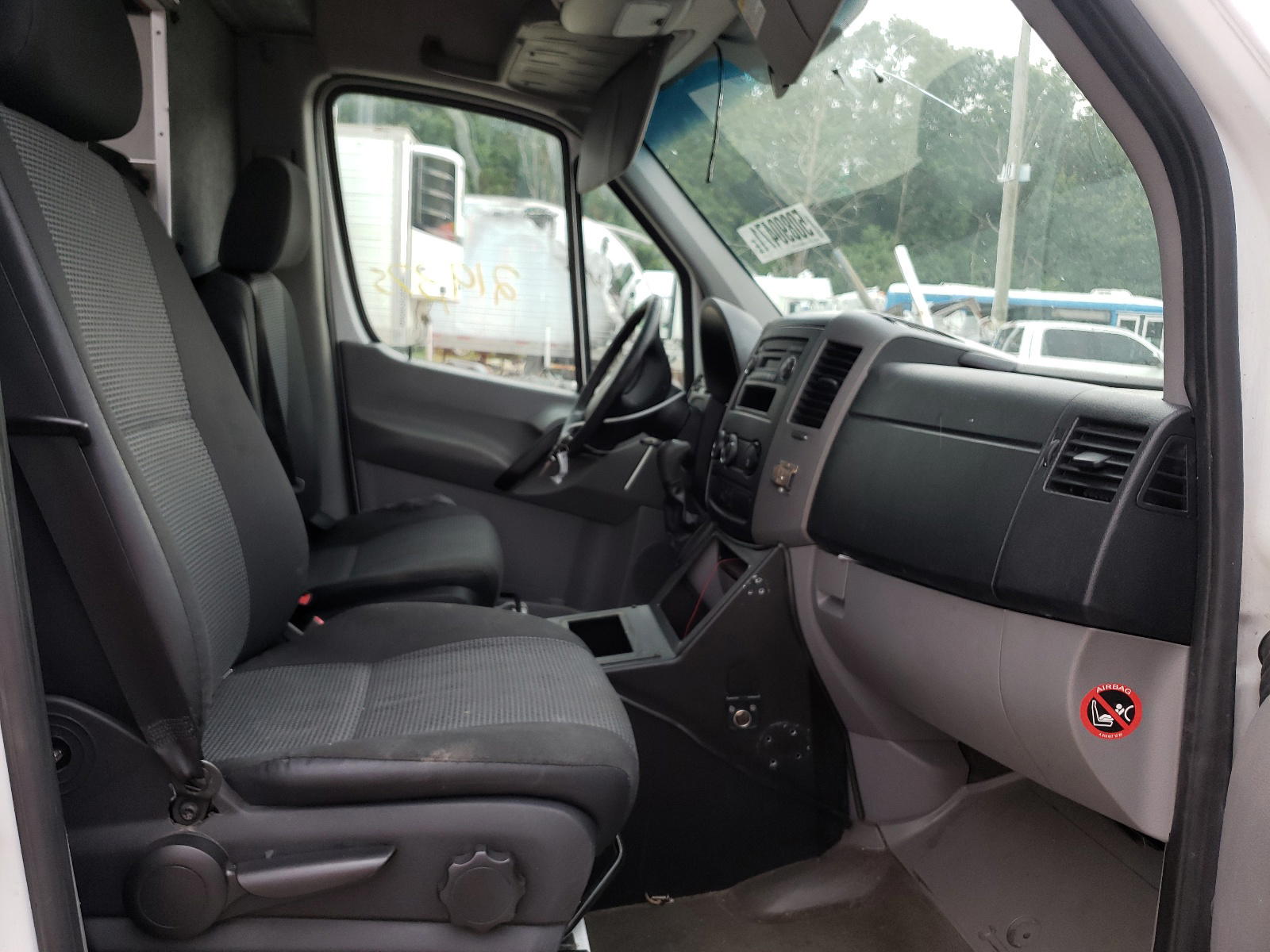 Photo 5 from auction – 2011 ARO OTHER with VIN WDYPE7CC2B5580215