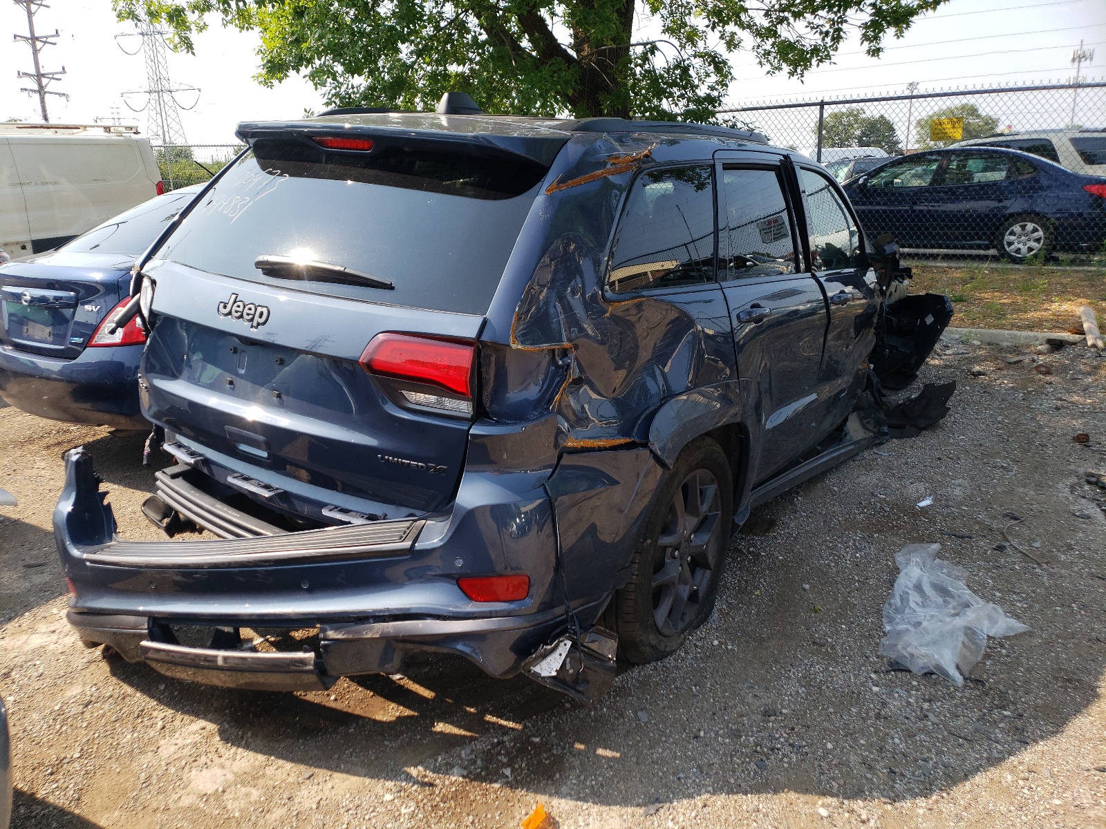 Photo 4 from auction – 2019 JEEP GRAND CHER with VIN 1C4RJFBG7KC669076