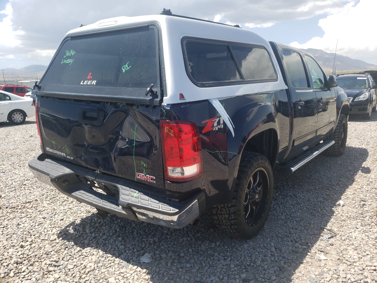 Photo 4 from auction – 2007 GMC NEW SIERRA with VIN 2GTEK13M571633323