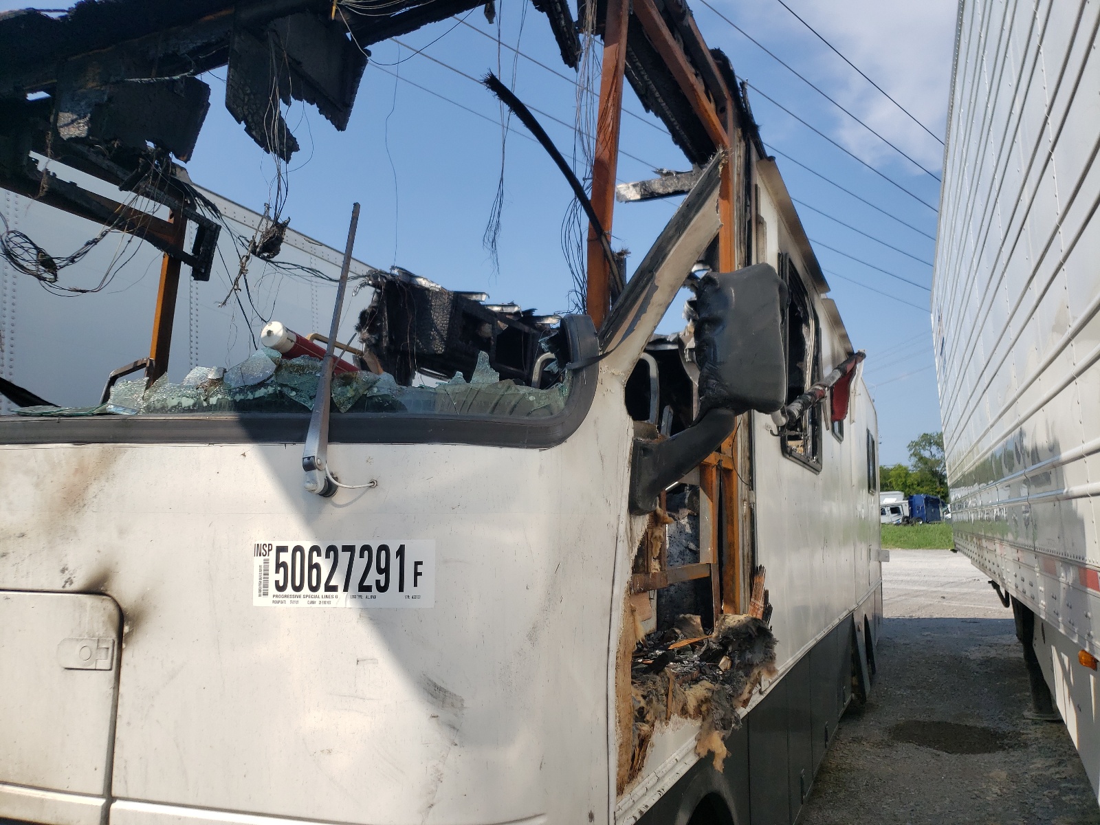 Photo 10 from auction – 1999 FORD F550 SUPER with VIN 3FCNF53SXXJA33739