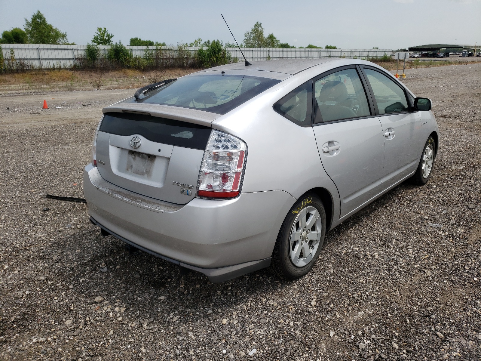 Photo 4 from auction – 2008 TOYOTA PRIUS with VIN JTDKB20U483422946