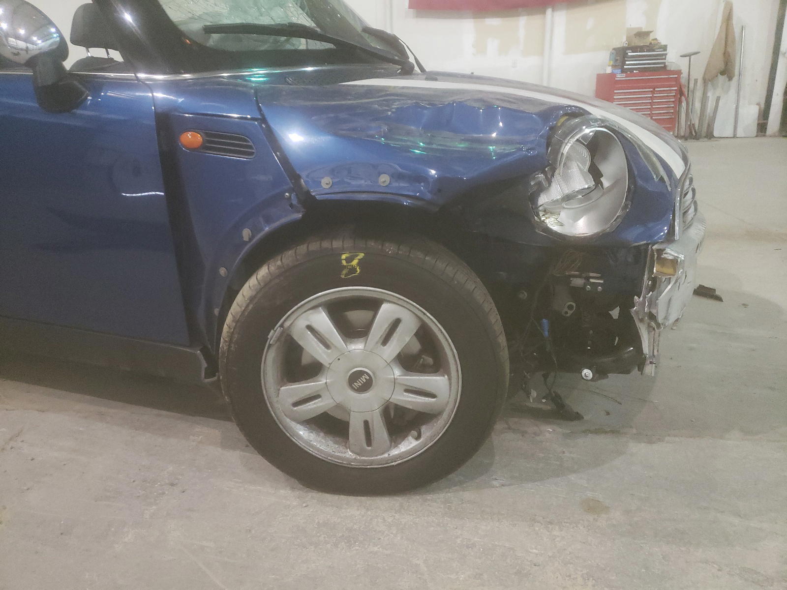 Photo 9 from auction – 2008 MINI COOPER with VIN WMWRF33548TG18690