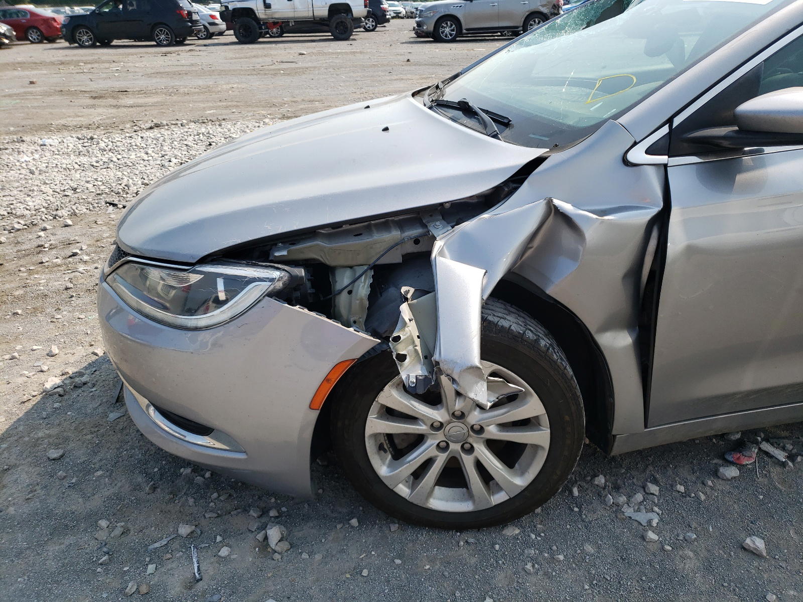 Photo 9 from auction – 2016 CHRYSLER 200 LIMITE with VIN 1C3CCCAB1GN140887