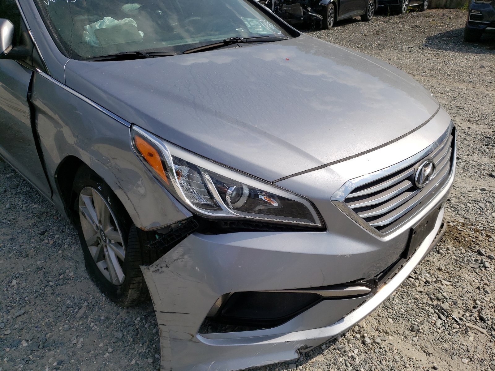Photo 9 from auction – 2016 HYUNDAI SONATA SE with VIN 5NPE24AF1GH389397