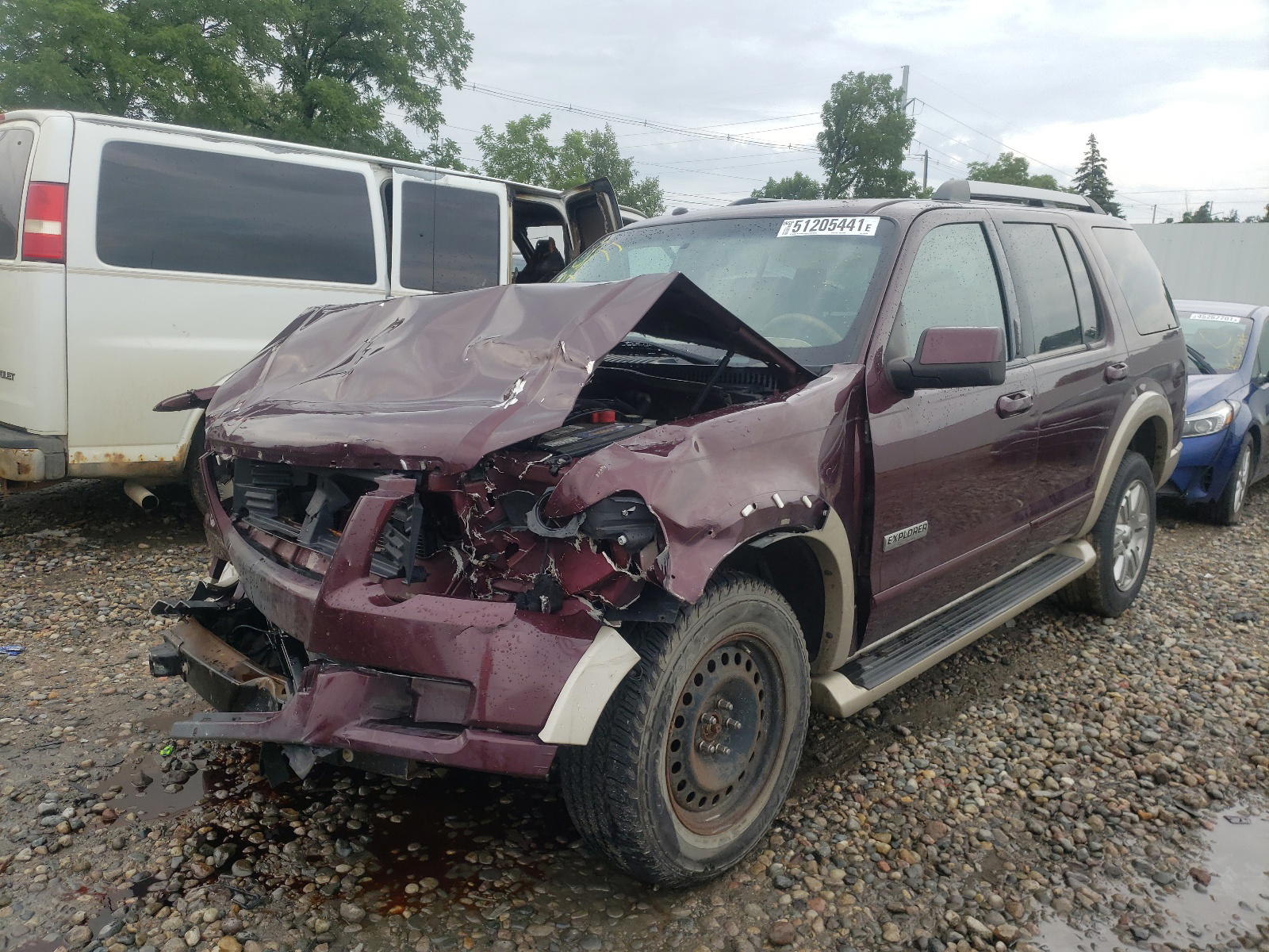 Photo 2 from auction – 2007 FORD EXPLORER E with VIN 1FMEU74E47UA59382