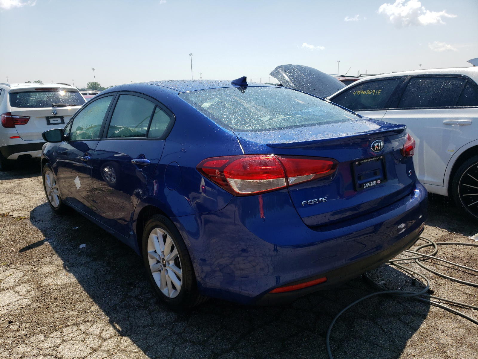 Photo 3 from auction – 2017 KIA FORTE with VIN 3KPFL4A75HE027301