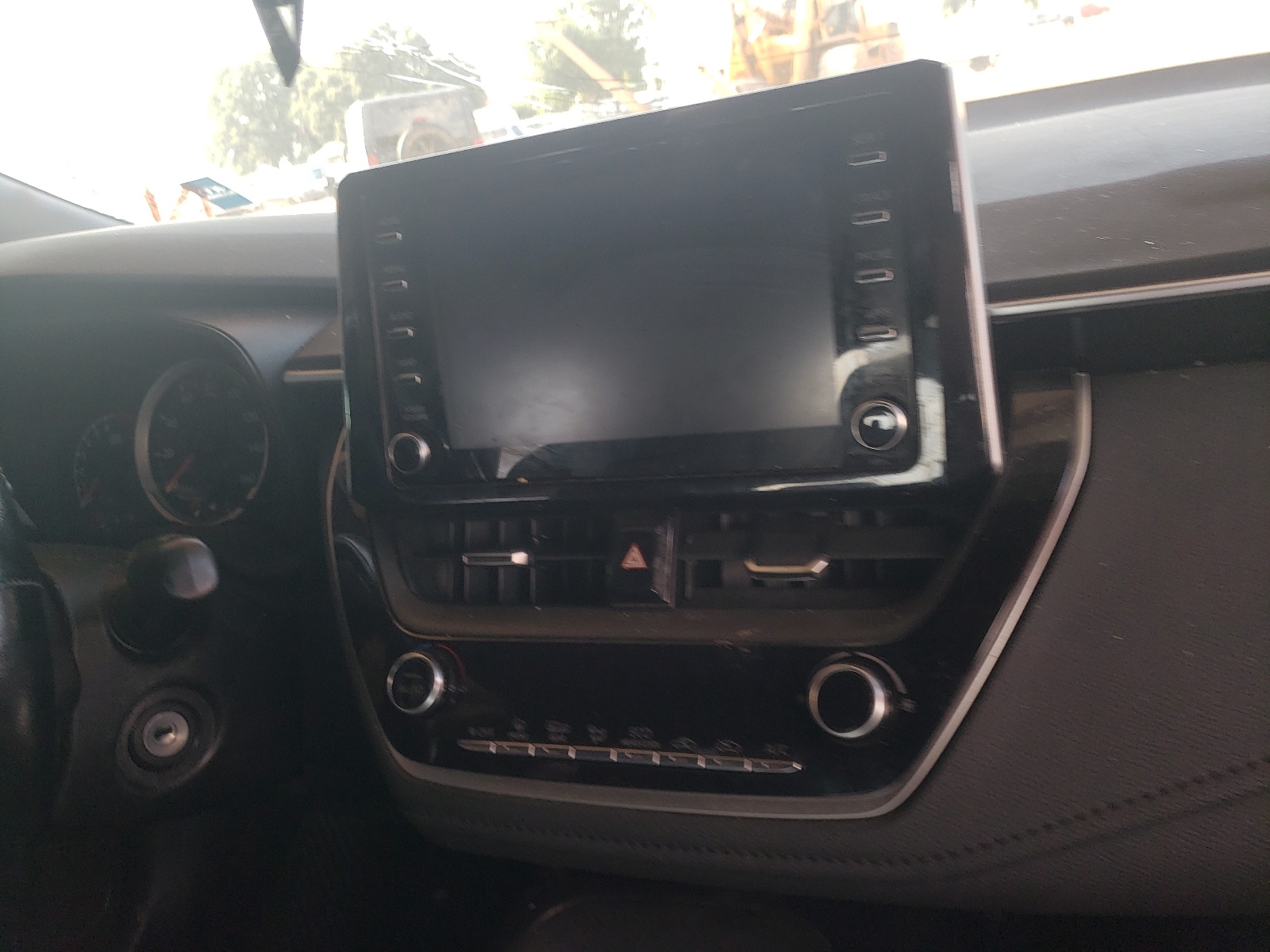 Photo 9 from auction – 2020 TOYOTA COROLLA SE with VIN 5YFS4RCE7LP020068